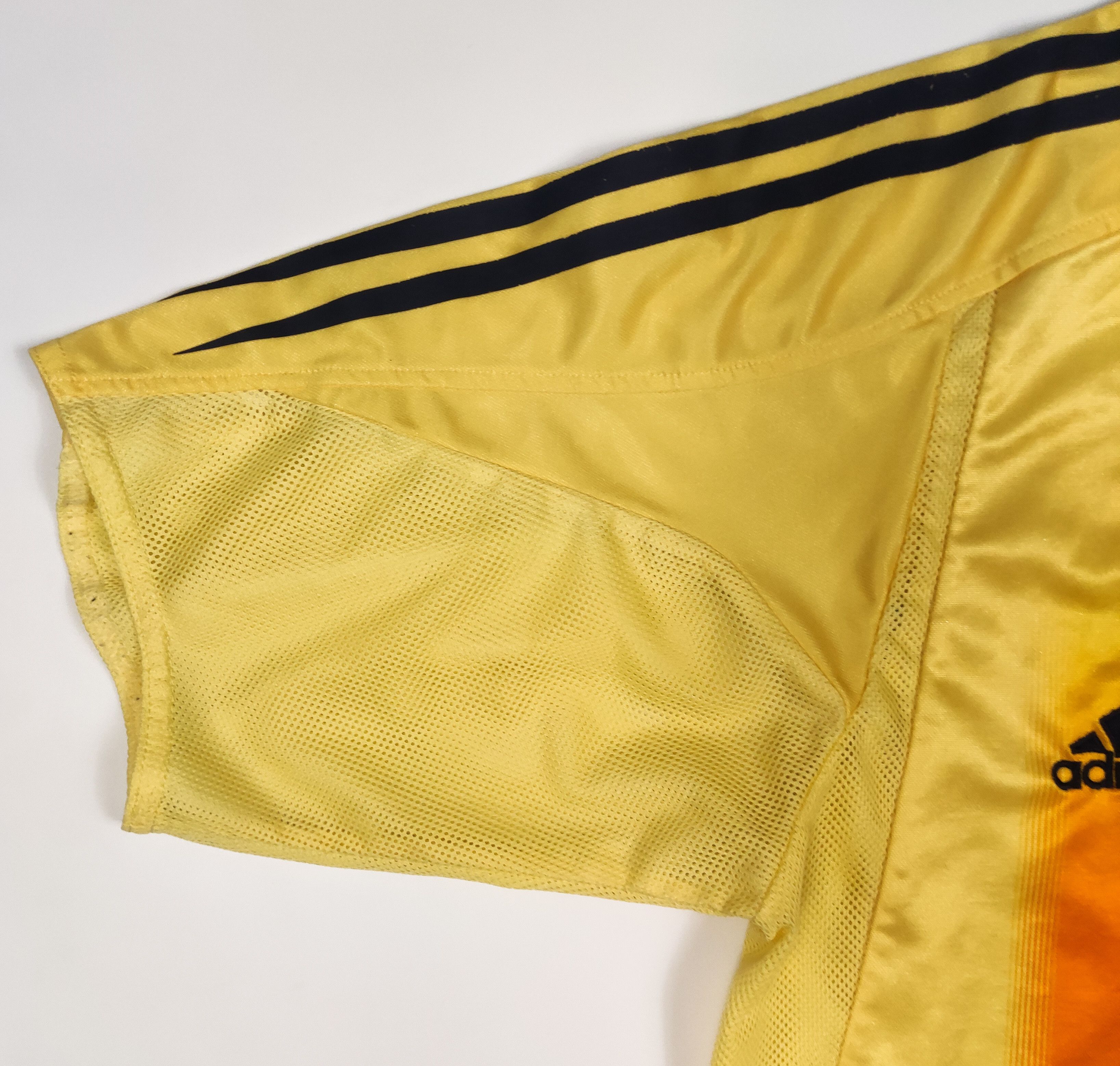 Adidas Ajax Amsterdam 2004 2005 Adidas Away Shirt Vintage Gold Size US S / EU 44-46 / 1 - 7 Thumbnail