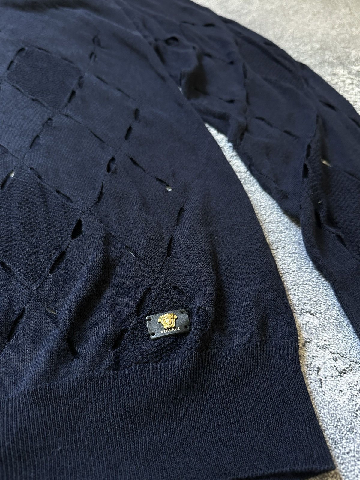 Versace Versace Navy Laser-Cut Diamond Knit Sweater XL Made in Italy Size US XL / EU 56 / 4 - 4 Thumbnail
