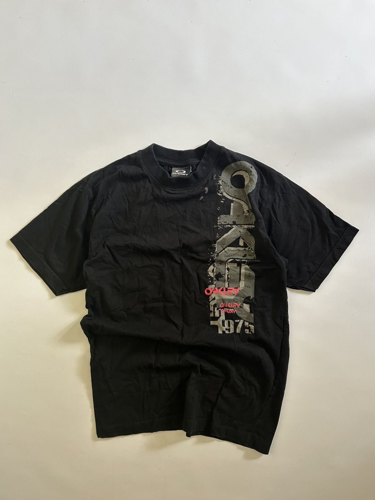 Oakley Vintage 90s Oakley T-Shirts Size US S / EU 44-46 / 1 - 1 Thumbnail