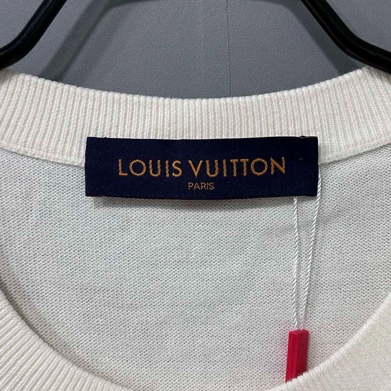 Louis Vuitton Louis Vuitton Duck Knit Short Sleeve T -2505 Size M / US 6-8 / IT 42-44 - 5 Thumbnail