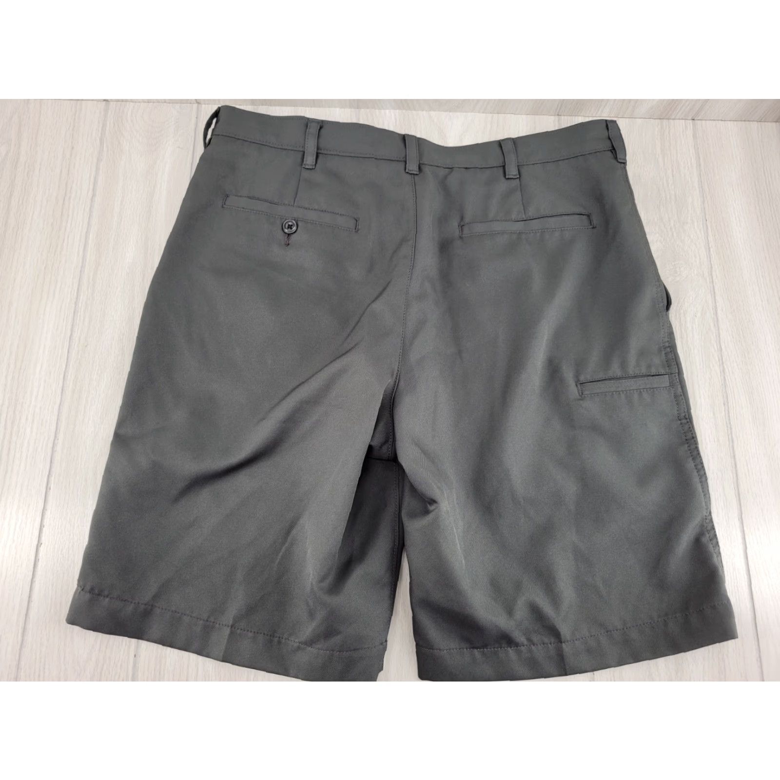 PGA Tour PGA Tour Flat Front Shorts Gray Solid Print Men's Size 34 Size US 34 / EU 50 - 4 Thumbnail