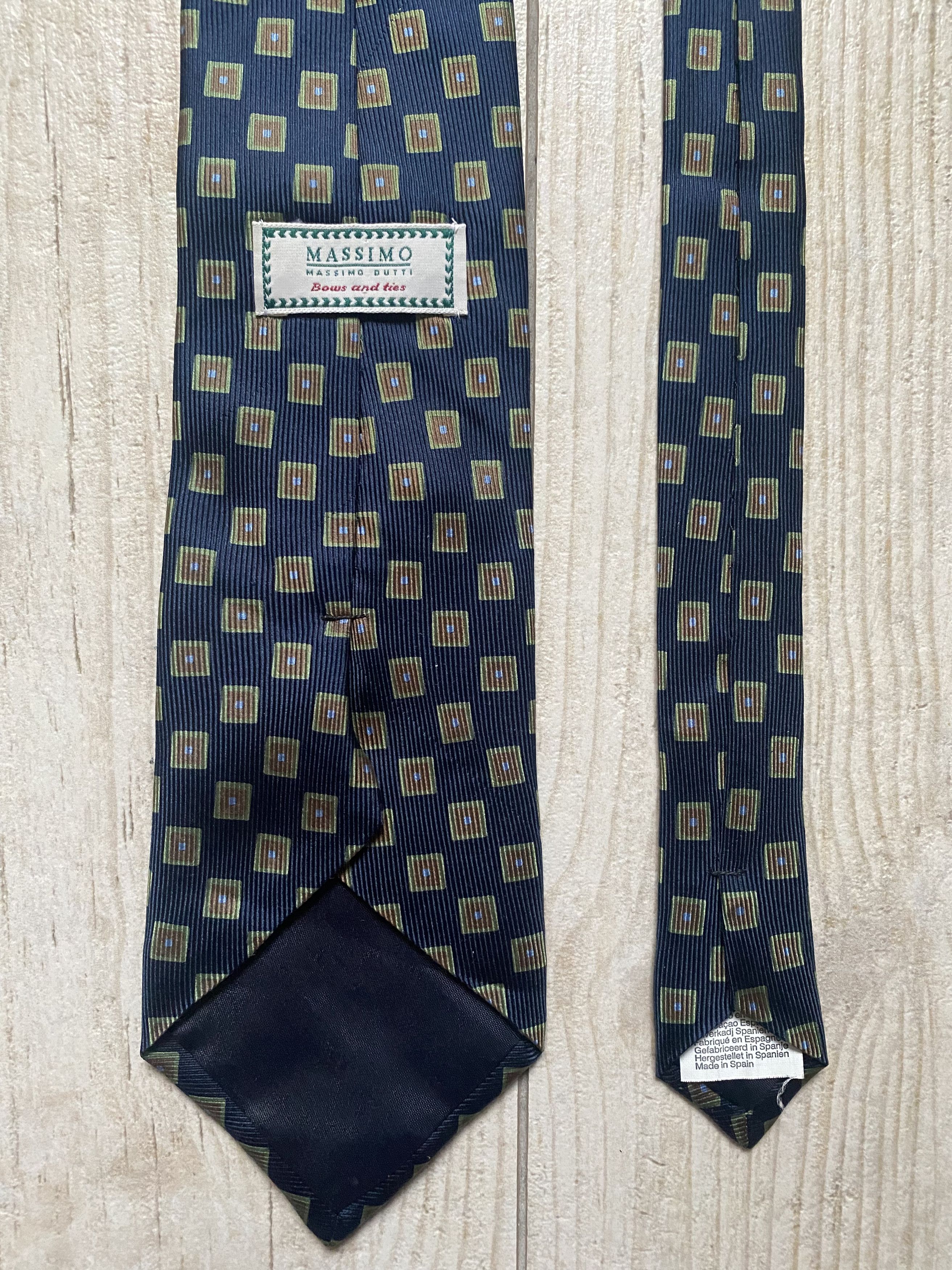 Massimo Dutti × Vintage Vintage Massimo Dutti Silk Tie – Made in Spain Size ONE SIZE - 1 Thumbnail