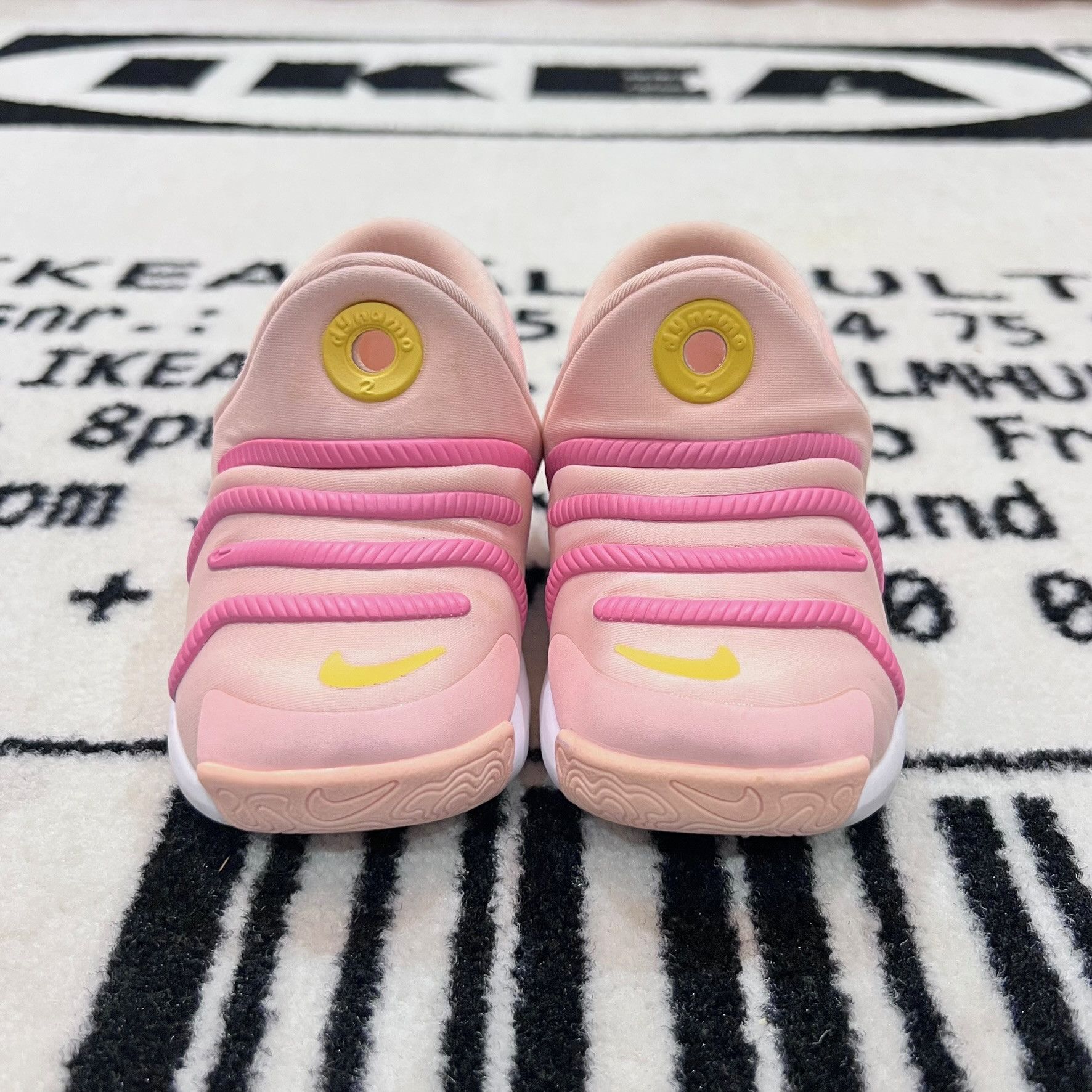 Nike Nike Dynamo Go 2 Easy On Toddler Shoes Size US 5 / EU 37 - 2 Thumbnail