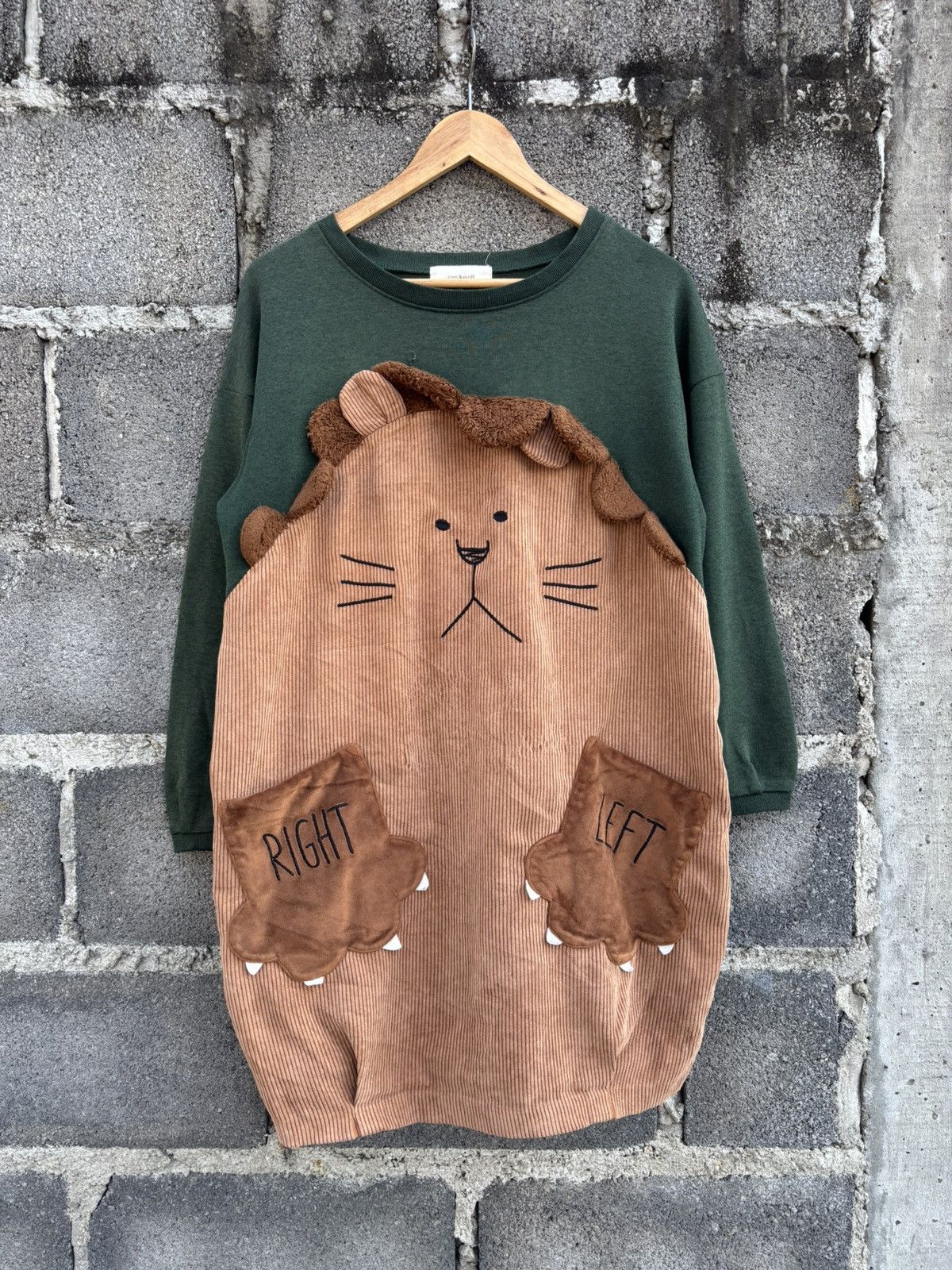 Japanese Brand Lion Rivet & Surge T-Shirt Sweatshirt Coat Rare Size US M / EU 48-50 / 2 - 2 Thumbnail