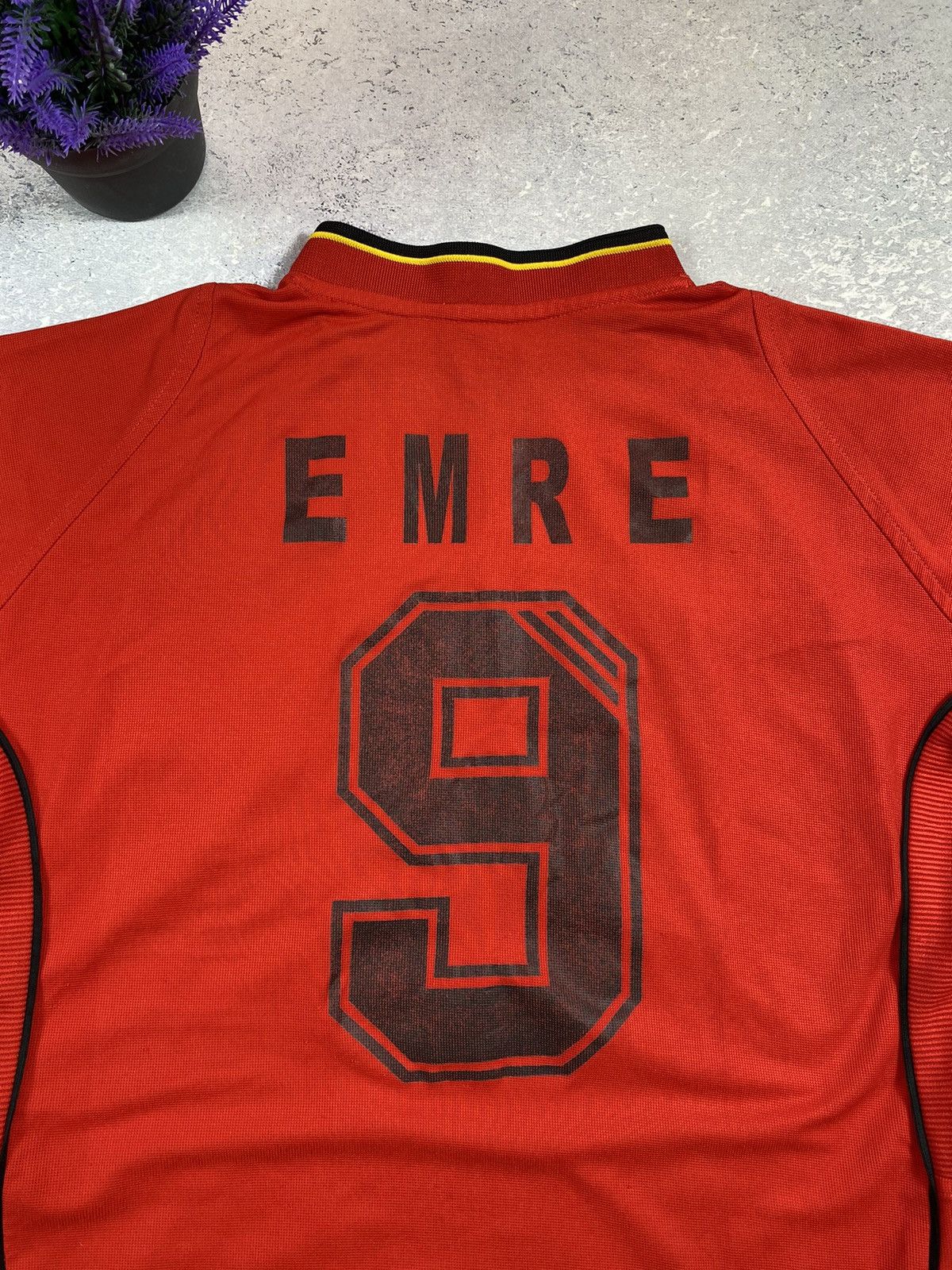 Umbro × Vintage Vintage Umbro Galatasaray 2002-2003 Soccer Jersey Emre #9 Size US S / EU 44-46 / 1 - 3 Thumbnail