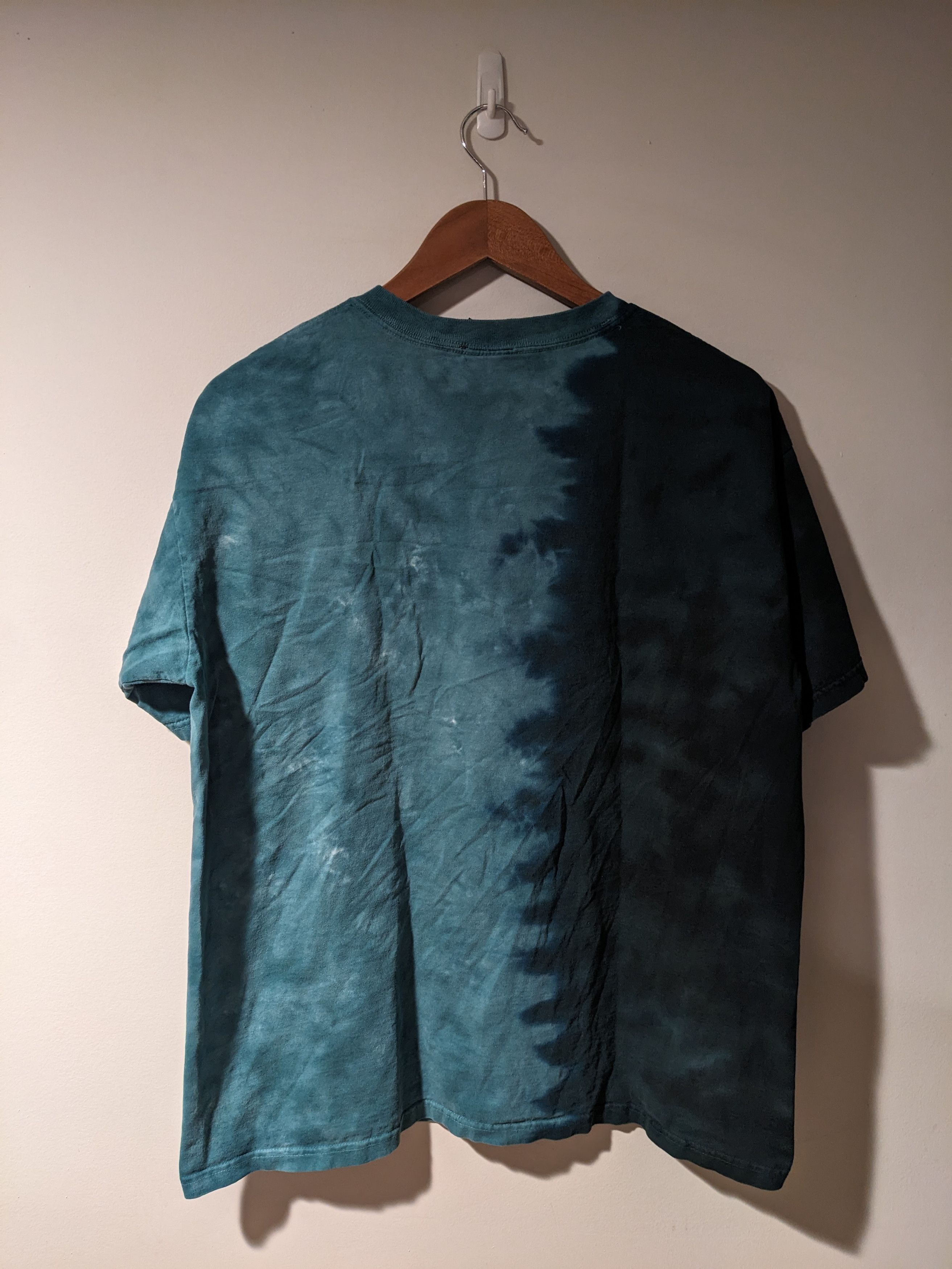 Band Tees × Pink Floyd × Vintage Vintage 2007 Pink Floyd The Wall Liquid Blue Large T-Shirt Size US L / EU 52-54 / 3 - 7 Thumbnail