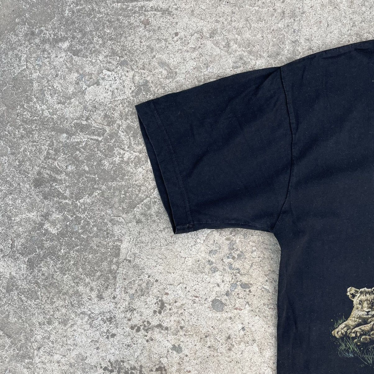 Vintage Vintage T-shirts With Lion Zip It 90s Y2K Logo Size US M / EU 48-50 / 2 - 4 Thumbnail
