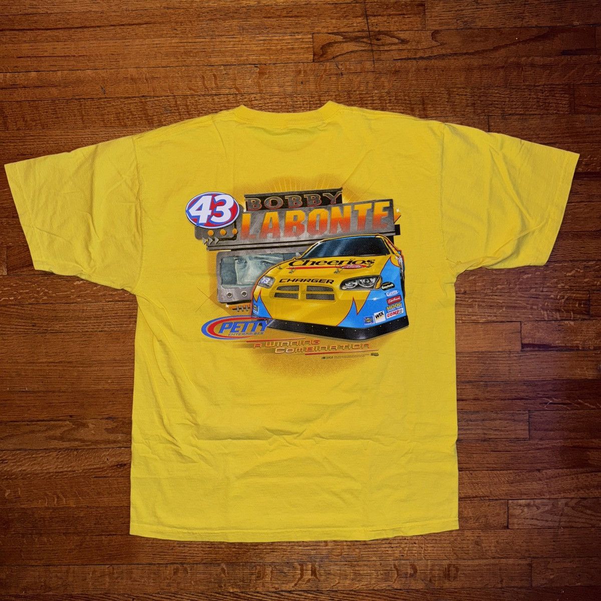 Fruit Of The Loom NASCAR Graphic Tee Size US XL / EU 56 / 4 - 5 Thumbnail