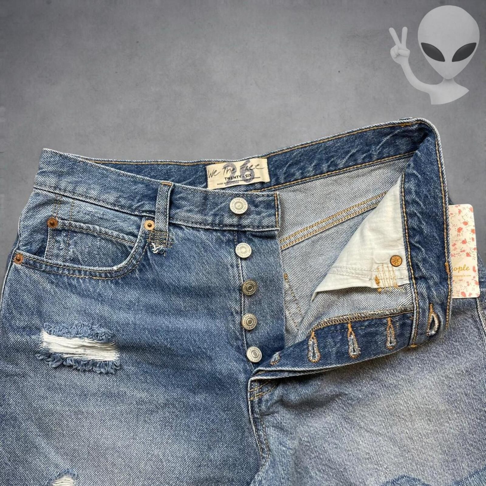 Other WE THE FREE Women's Cutoff Shorts 28 Light Daisy Dukes NWT Size 26" / US 2 / IT 38 - 3 Thumbnail