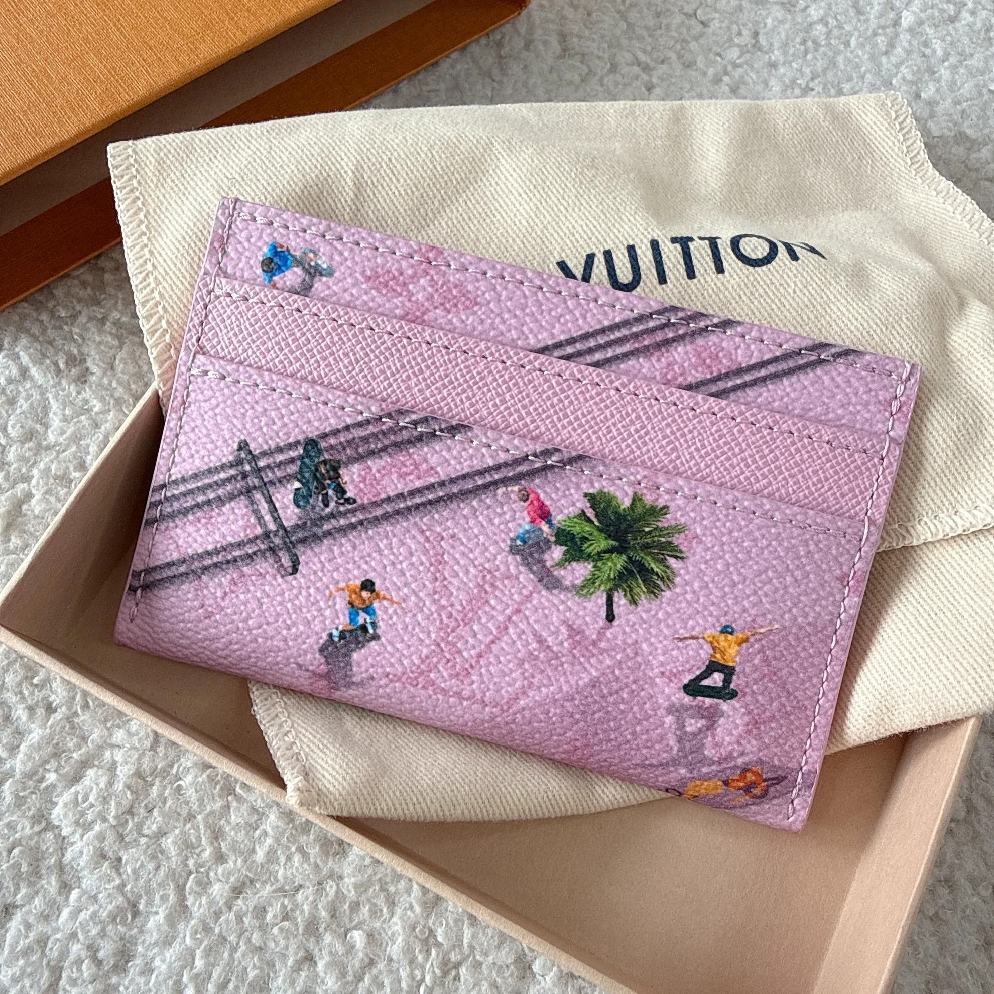 Louis Vuitton LV Sports Series Pink Limited Cardholder 9504 Size ONE SIZE - 2 Thumbnail