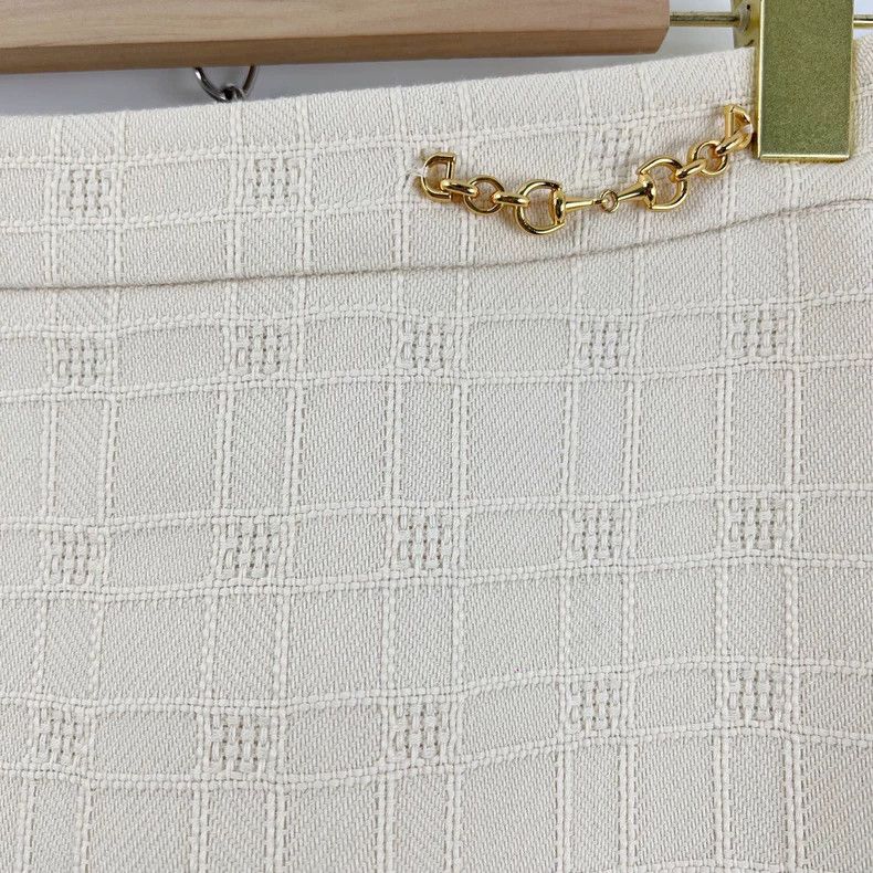 Gucci Gucci Beige horse buckle chain skirt 2504-Nextarrow Size 24" / US 00 / IT 34 - 6 Thumbnail