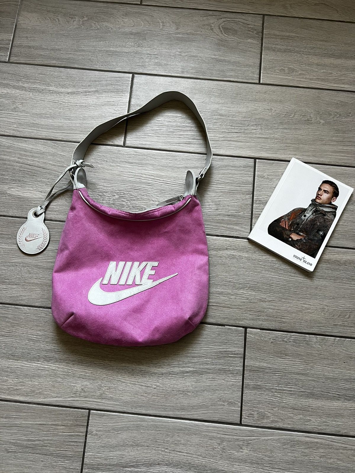 Nike 💕Pink Messenger Nike vintage Bag Y2K Streetwear Size ONE SIZE - 1 Thumbnail