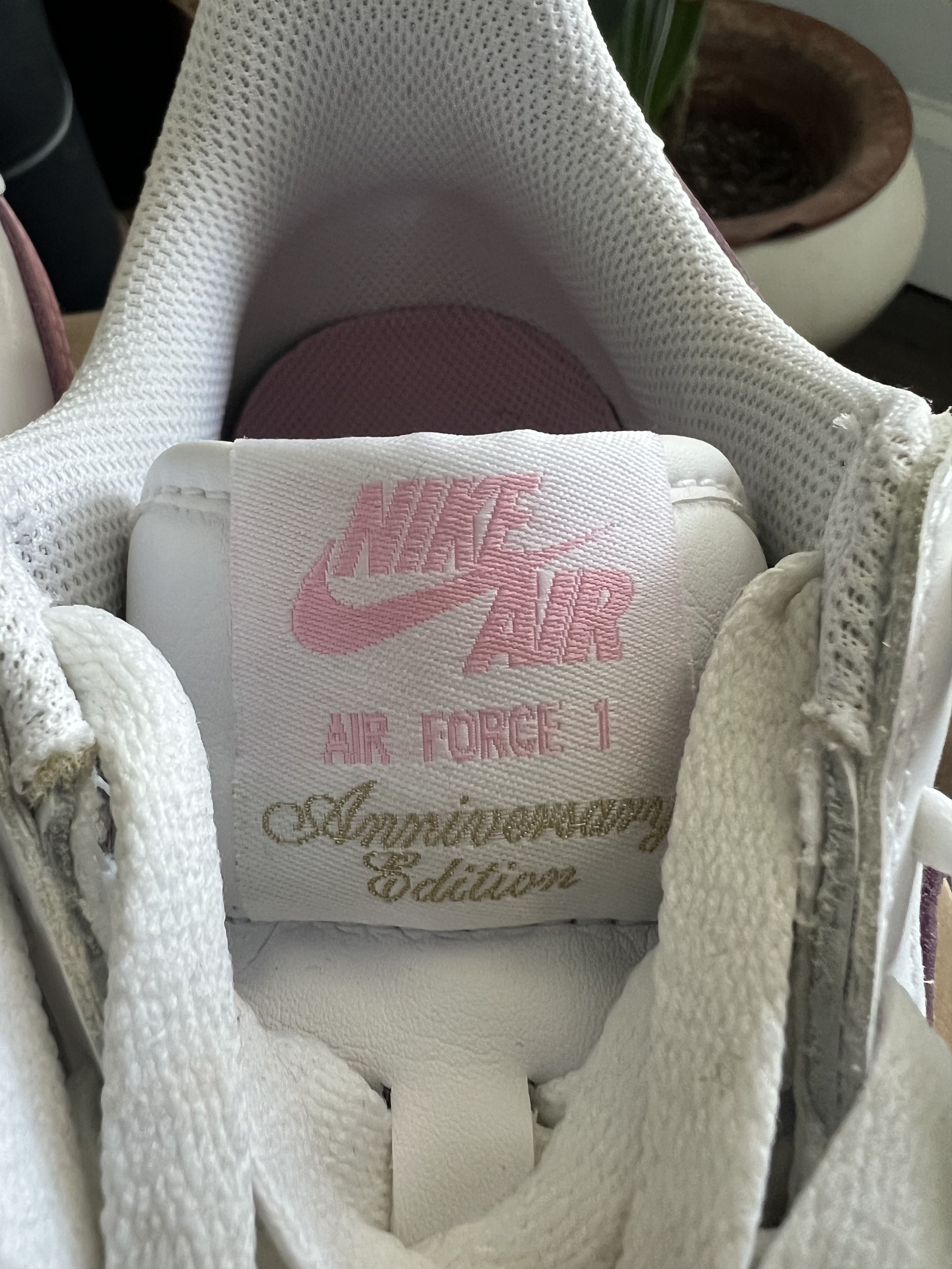 Nike Air Force 1 Low 'Color of the Month - White Pink' Size US 9.5 / EU 42-43 - 2 Thumbnail