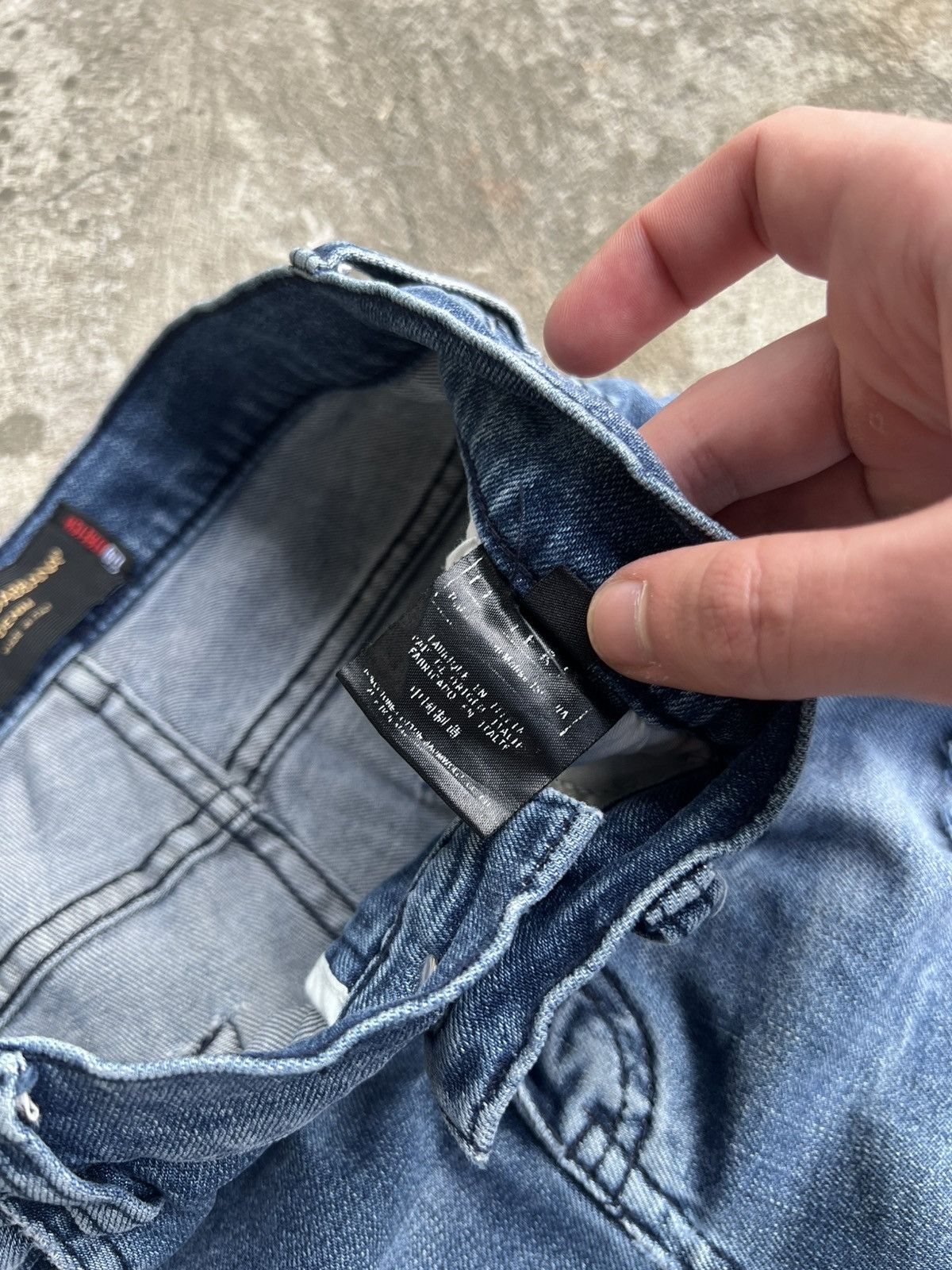 Dolce & Gabbana Crazy Vintage Dolce&Gabbana Big Metal Logo Distressed Jeans Size US 31 - 12 Thumbnail