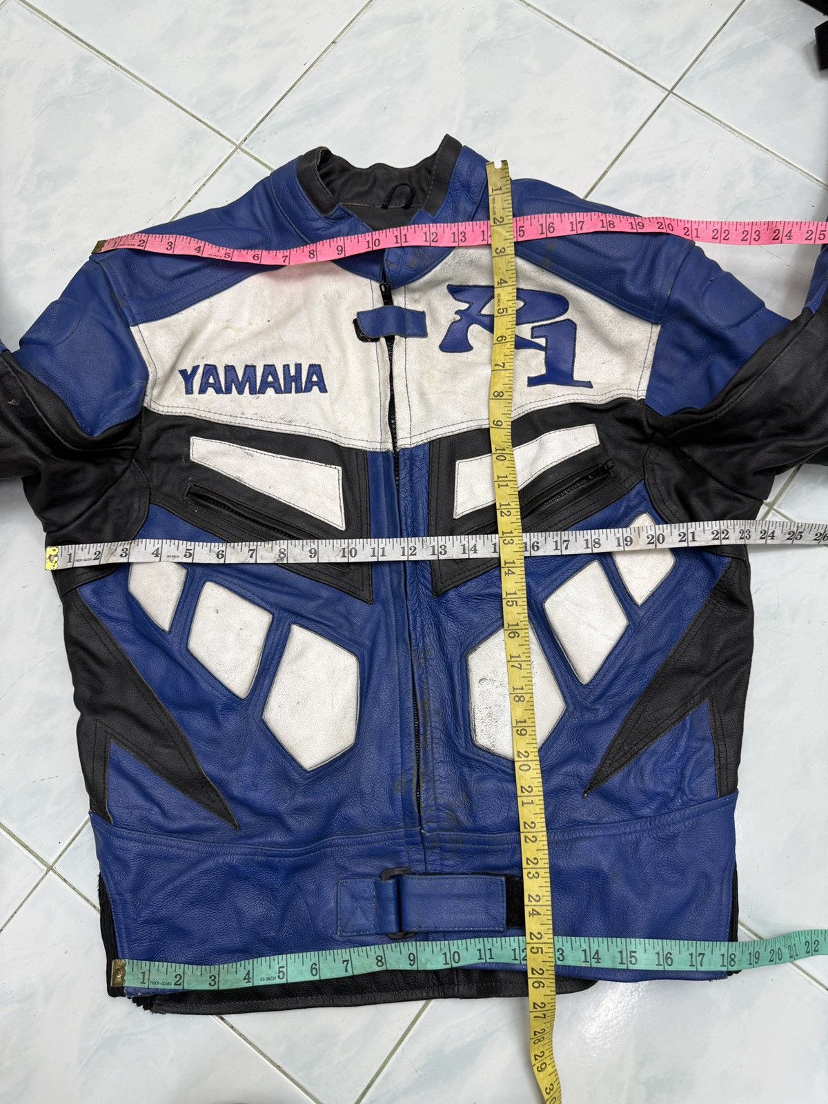 Yamaha 🔥🔥🔥ARCHIVE YAMAHA R1 RIDER LEATHER JACKET Size US XL / EU 56 / 4 - 24 Thumbnail
