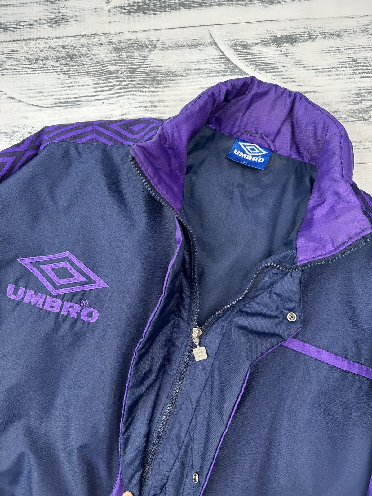 Umbro 90s UMBRO Football Bench Coat Jacket Men’s Blue/Purple XL Size US XL / EU 56 / 4 - 4 Thumbnail