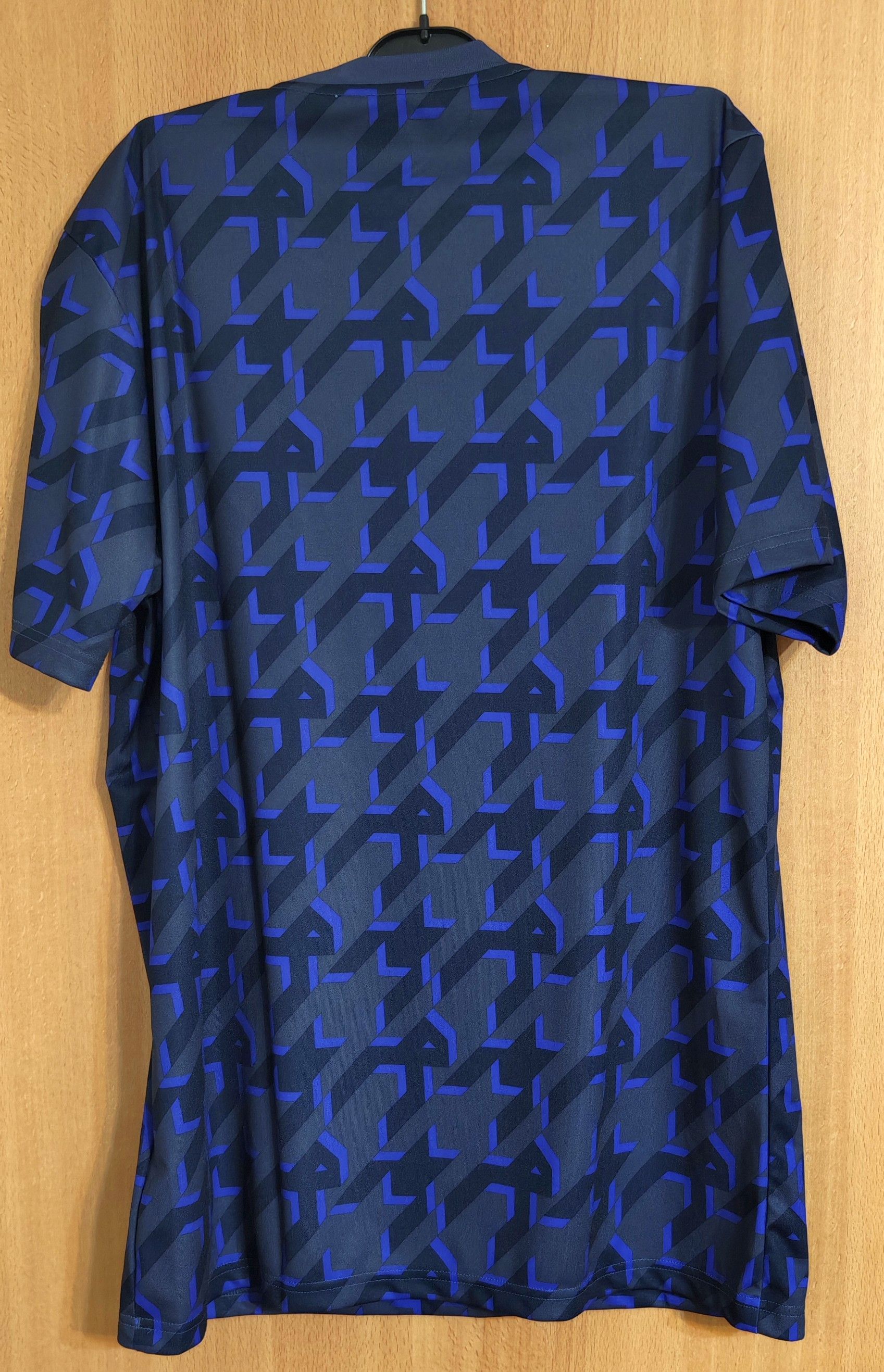 Adidas Real Madrid Pre match 2023 adidas jersey Size US L / EU 52-54 / 3 - 2 Thumbnail
