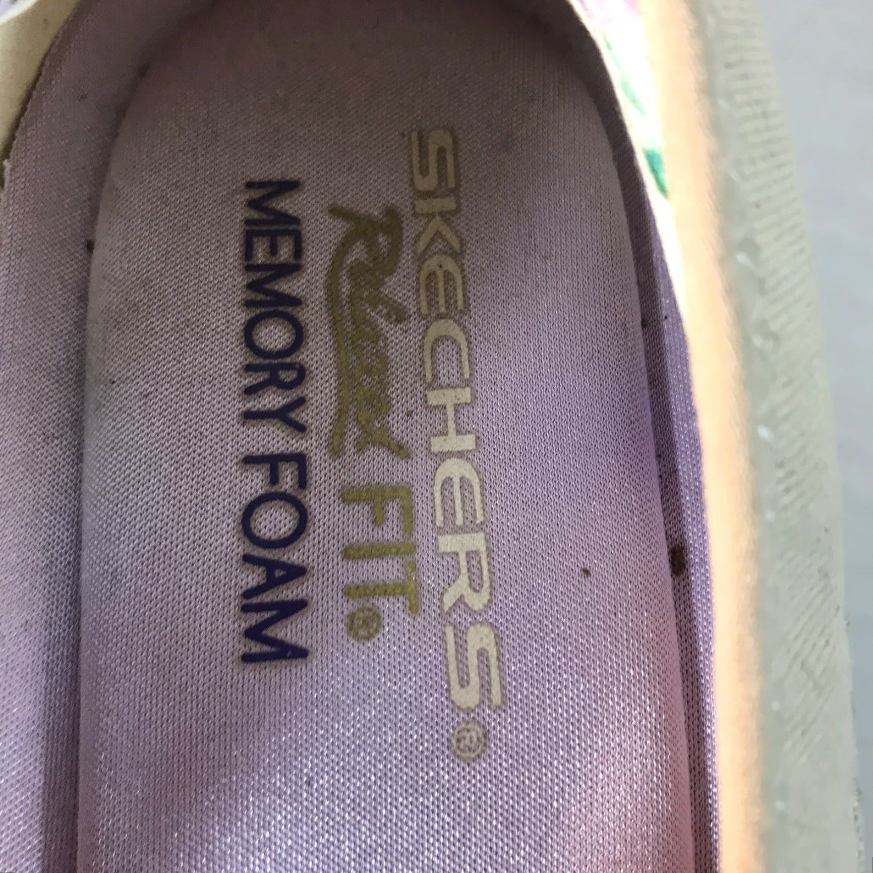 SKECHERS VINTAGE Skechers Women's Canvas Loafers Slip On Casual Shoes Size 9.5 Comfort Memory Foam Size US 9.5 / IT 39.5 - 6 Thumbnail