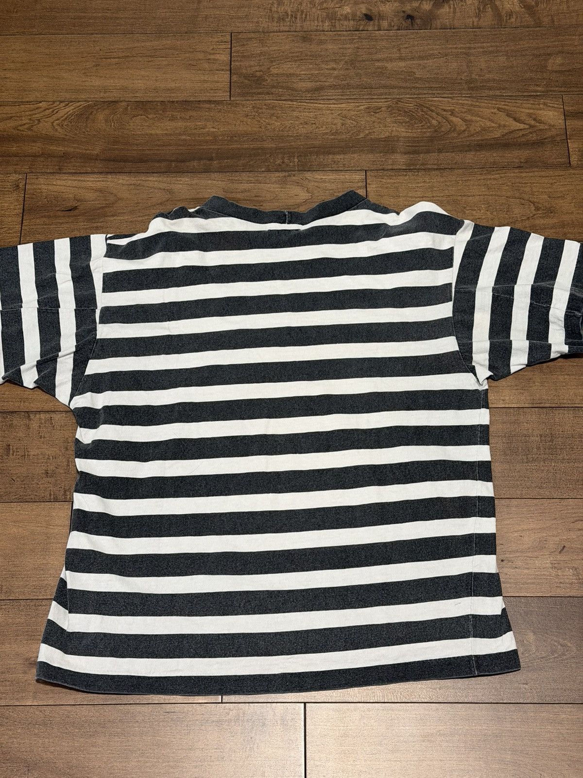 Stone Island Vintage 1980s Stone Island Embroidered Stripe T Shirt Size US L / EU 52-54 / 3 - 3 Thumbnail