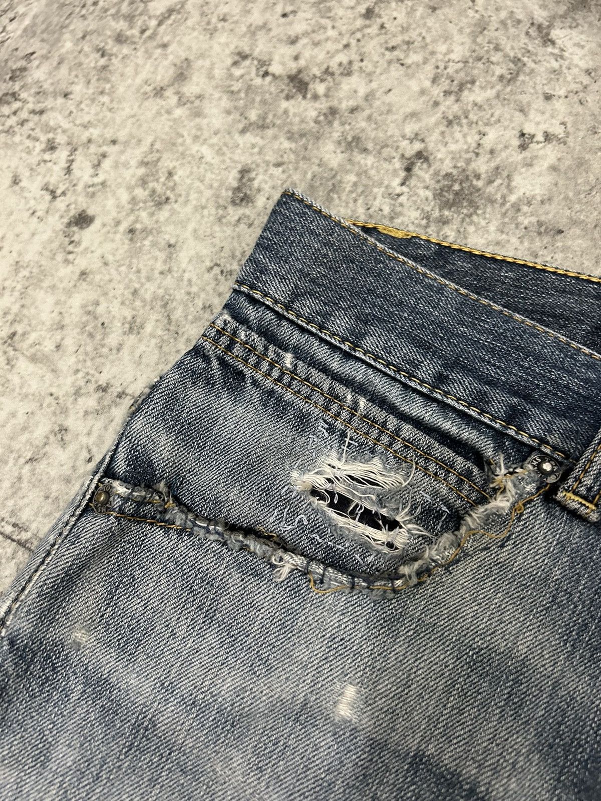 Beams Plus × Japanese Brand Beams Japan Faded Wash Distressed Jeans Size US 31 - 10 Thumbnail