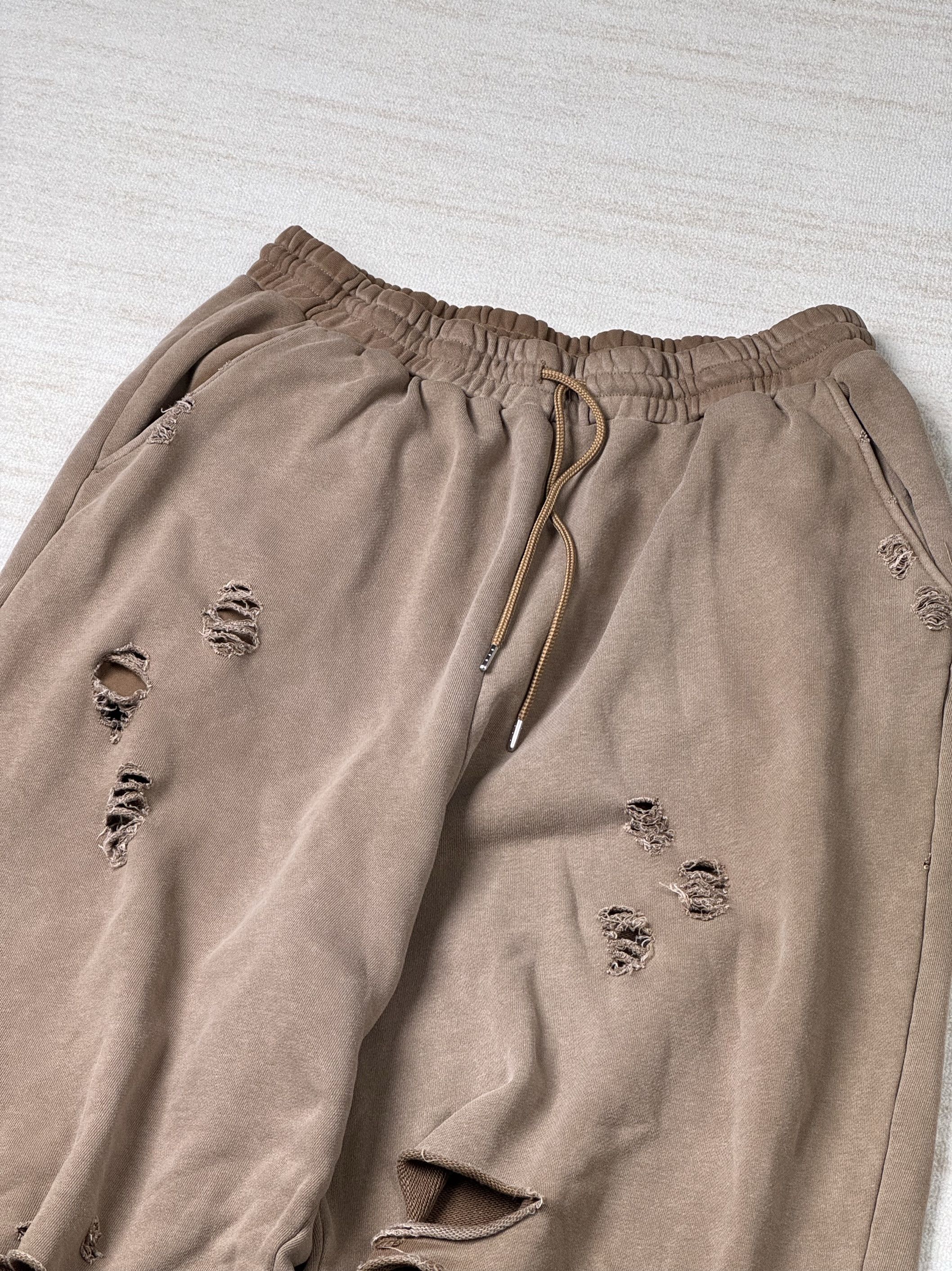 Japanese Brand Heavy Distressed Sun-fade Zip-up Sweatpants Size US 32 / EU 48 - 2 Thumbnail