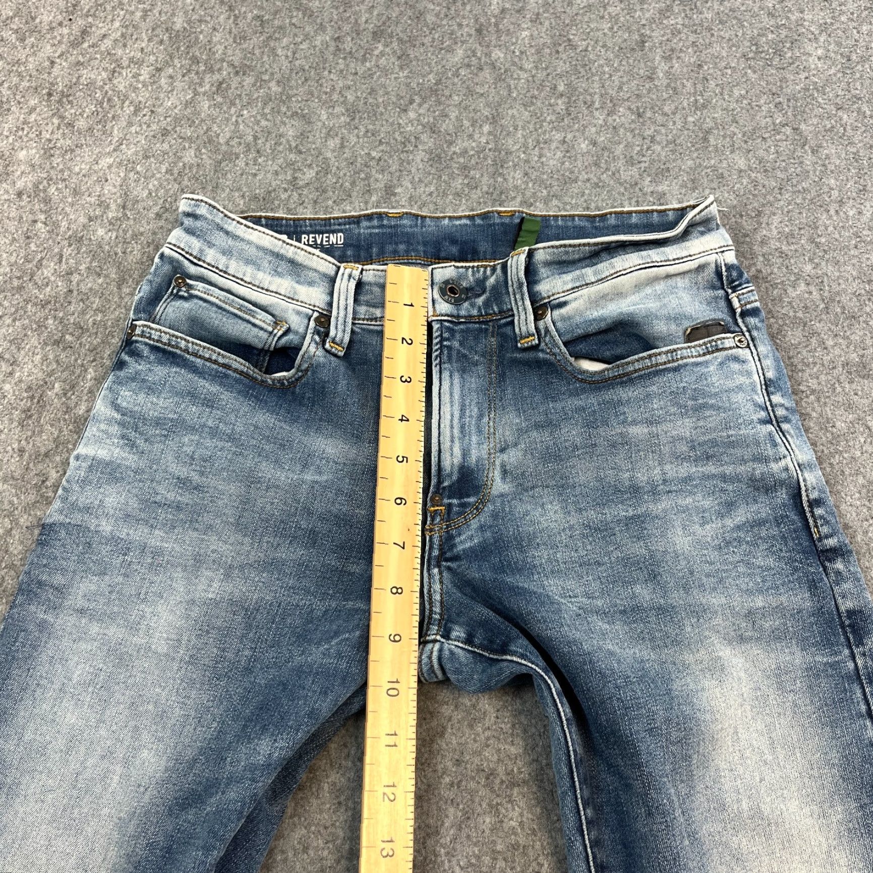 G-Star G-Star Jeans Slim Skinny 29 32 Light Blue Whiskers Stretch Revend Mens Jeans Slim Light Wash 5-Pocket Denim Cotton Star Theme, Regular Rise Womens? Size US 29 - 5 Thumbnail