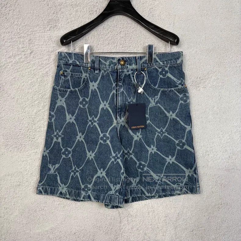 Louis Vuitton Louis Vuitton Fishnet presbyopic denim shorts Size US 29 - 1 Thumbnail