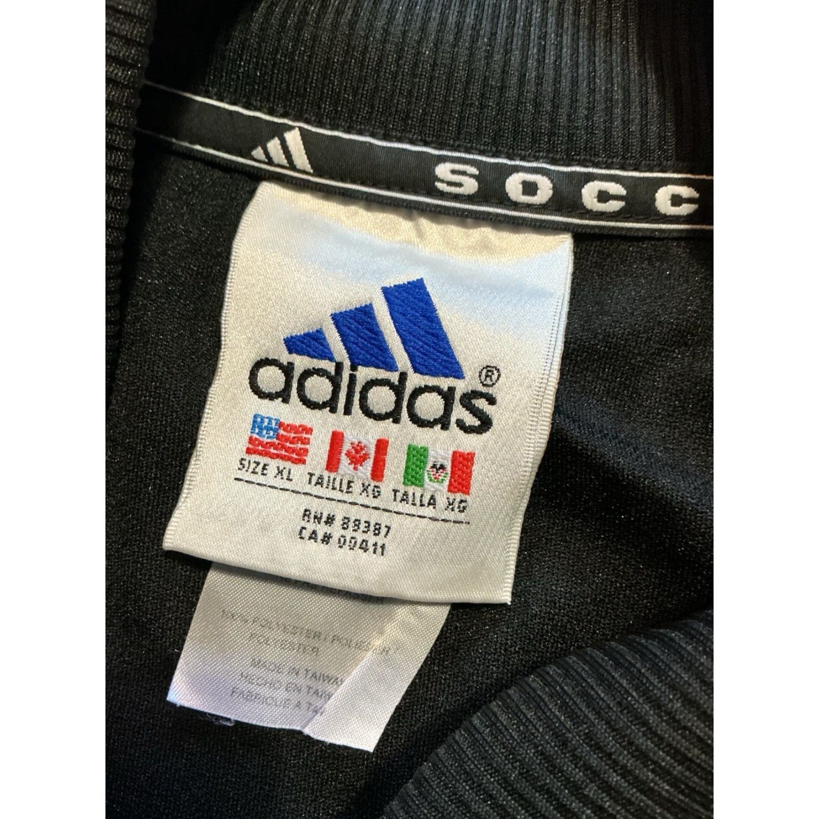 Adidas VINTAGE Adidas Soccer Jersey Long Sleeve XL Mens 90s Black Goalkeeper Football Size XL Size US XL / EU 56 / 4 - 5 Thumbnail
