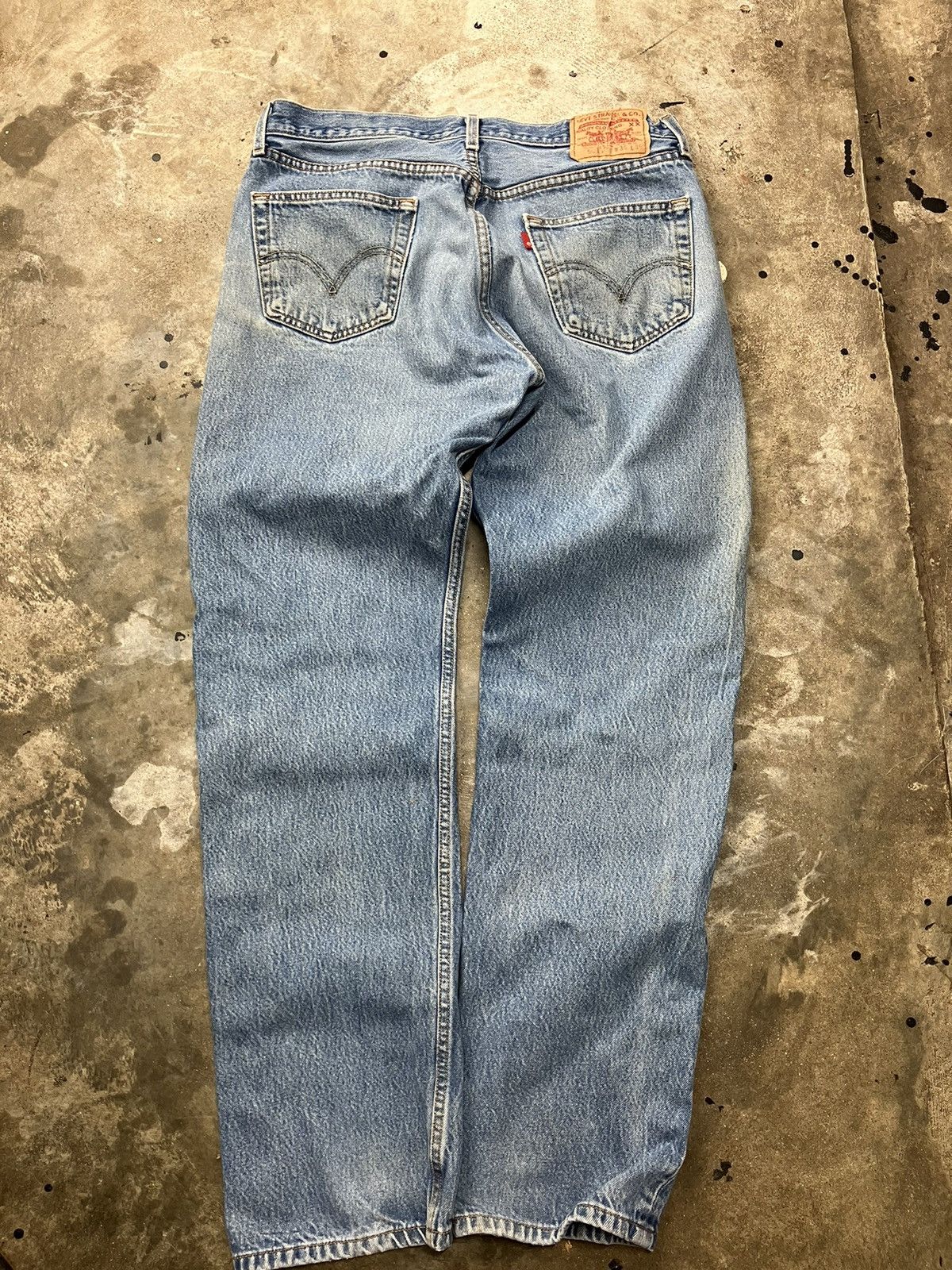 Levi's × Vintage Levi’s 501 Distressed Jeans Size US 33 - 5 Thumbnail