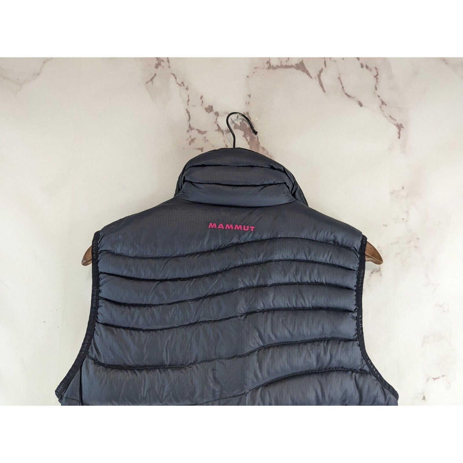 Mammut Mammut Down Vest Womens Small Puffer Pink Black 750 Fill Size S / US 4 / IT 40 - 6 Thumbnail
