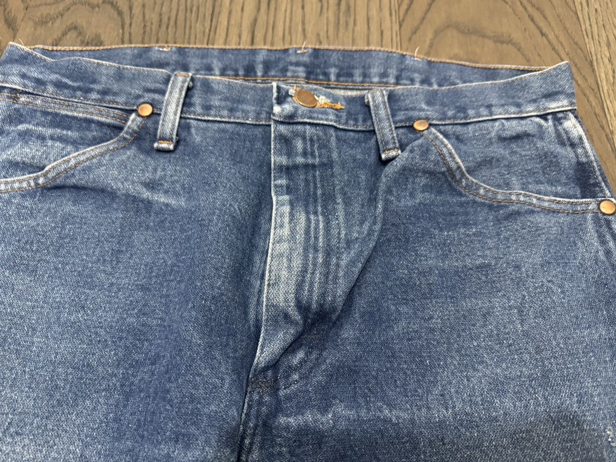 Wrangler Wrangler Vintage 90s 13MWZ Cowboy Cut Jeans 32 x 28 Size US 32 / EU 48 - 6 Thumbnail