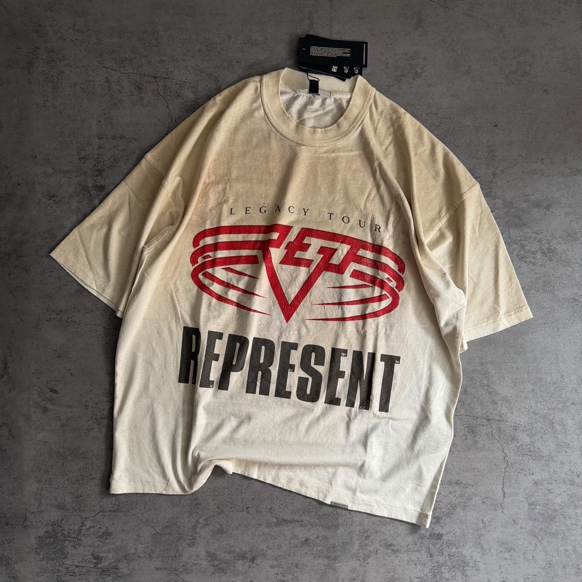 Represent Clo. Represent Living Legacy T-Shirt Reversible Size US S / EU 44-46 / 1 - 1 Thumbnail