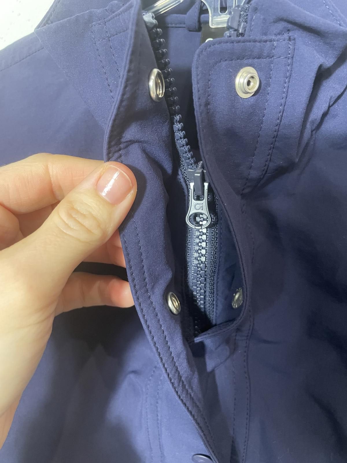 Other Gap Fit Windbreaker Jacket Women's Small Blue Casual EUC Size S / US 4 / IT 40 - 4 Thumbnail