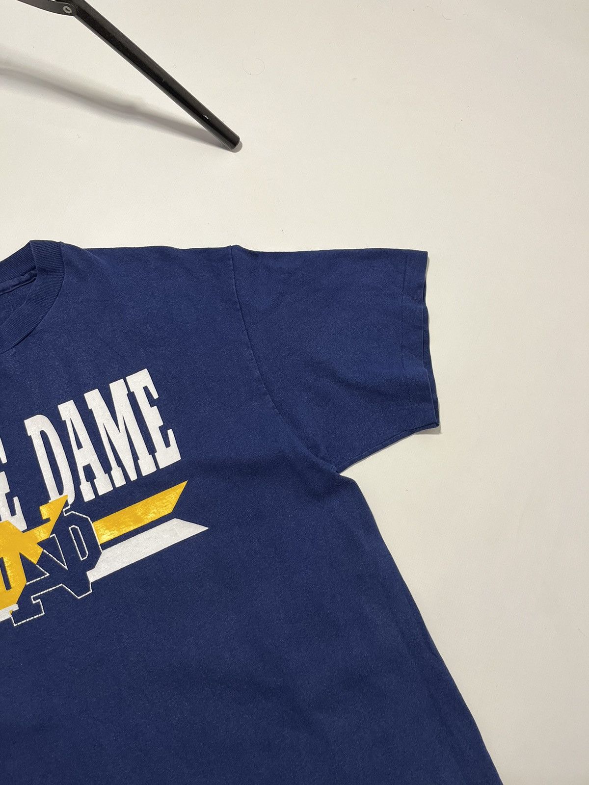 Champion Vintage 90s Champion NOTRE DAME college washed boxy tee Size US L / EU 52-54 / 3 - 7 Thumbnail