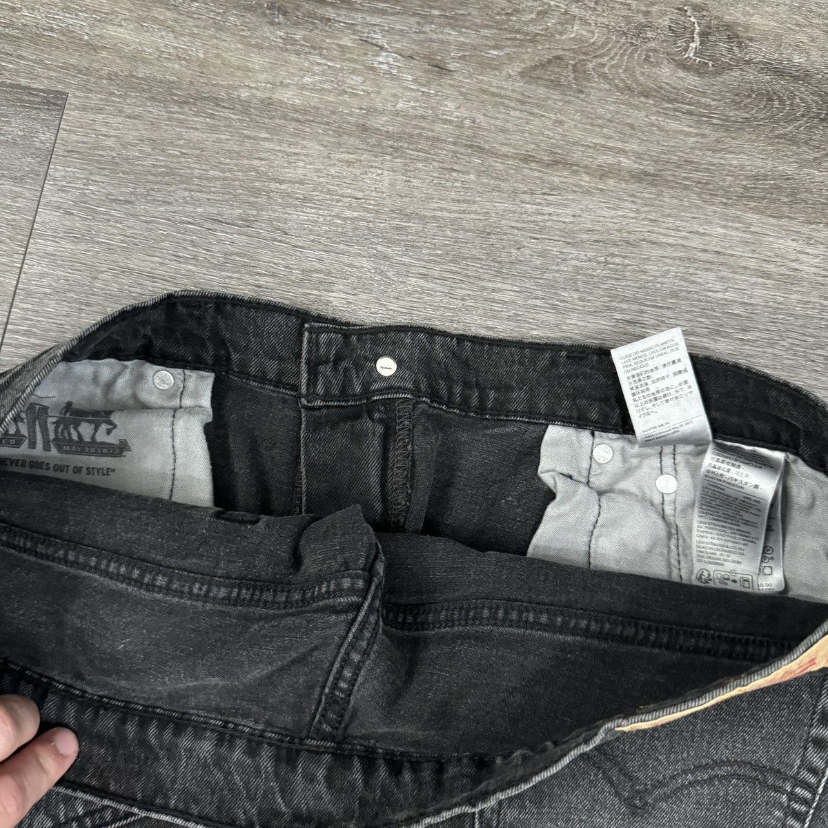 Levi's × StraightFaded × Vintage Perfect Vintage y2k Levi’s 569 faded black baggy jeans Size US 38 / EU 54 - 5 Thumbnail