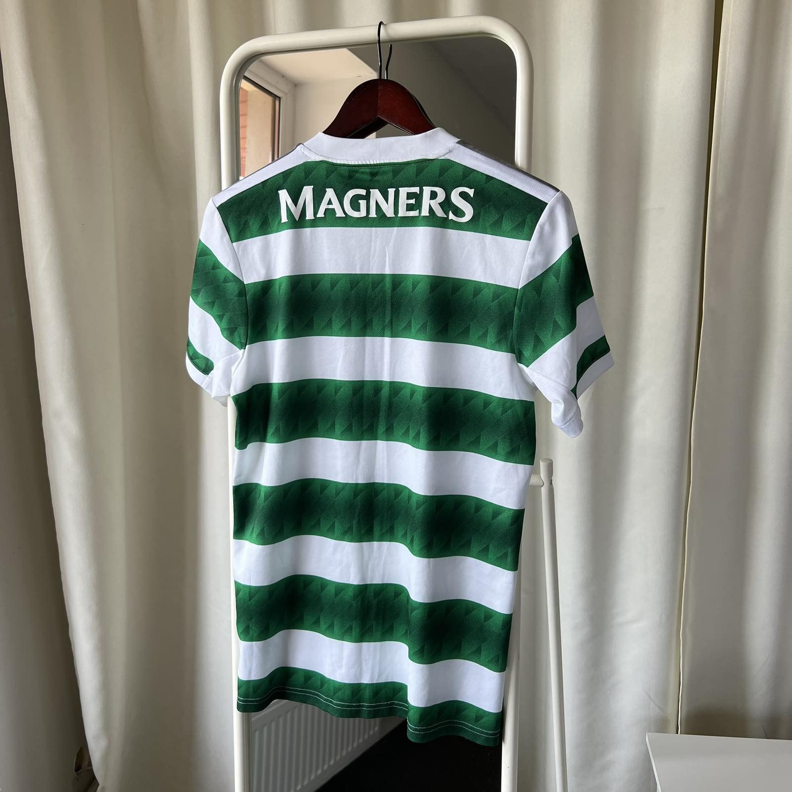 Adidas 2022 2023 Celtic Scotland Adidas Home Kit Soccer Jersey Tee Size US S / EU 44-46 / 1 - 2 Thumbnail