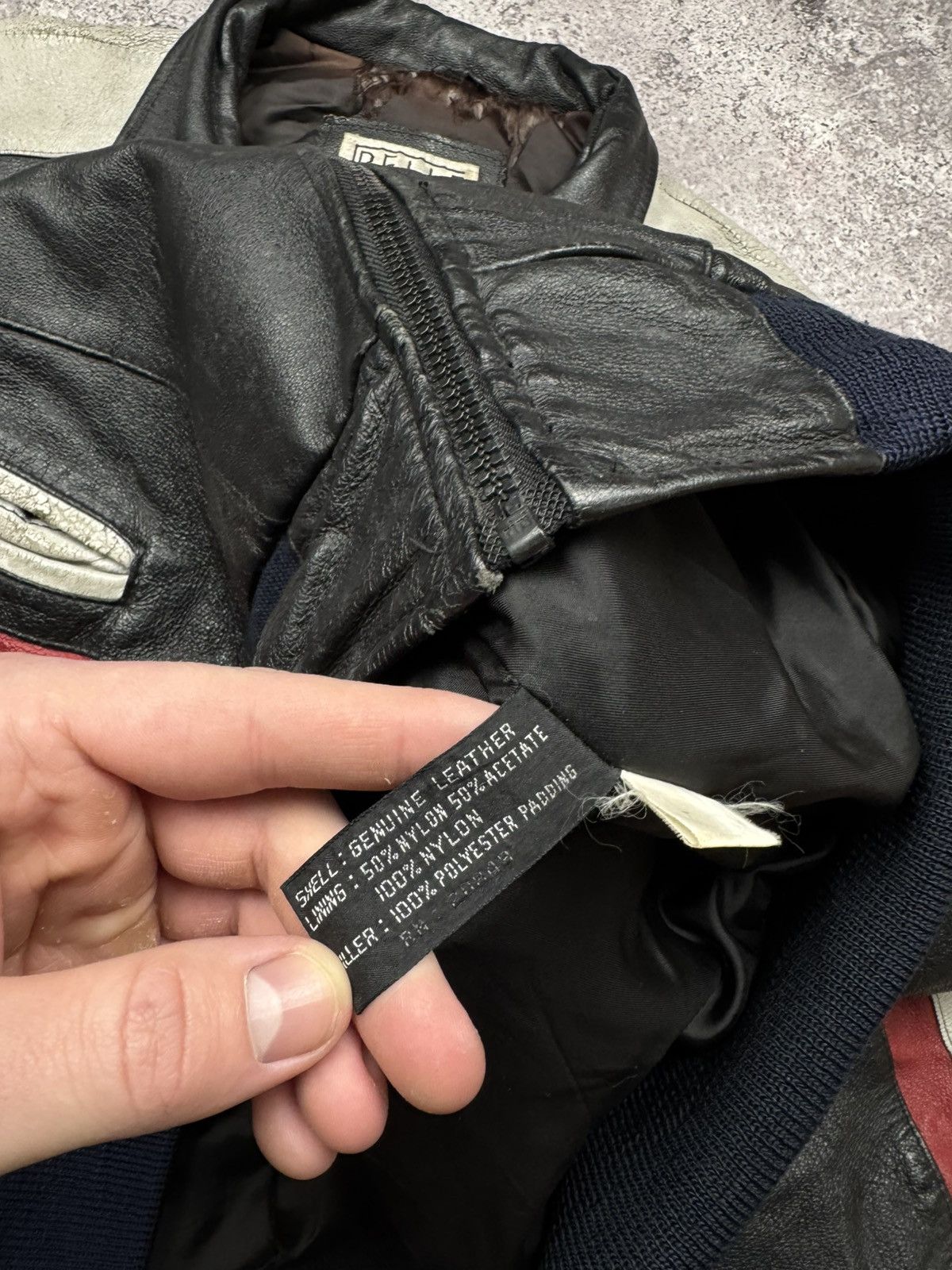Japanese Brand VINTAGE USA BIG FLAG TRASHED LEATHER BIKER DISTRESSED JACKET Size US M / EU 48-50 / 2 - 17 Thumbnail