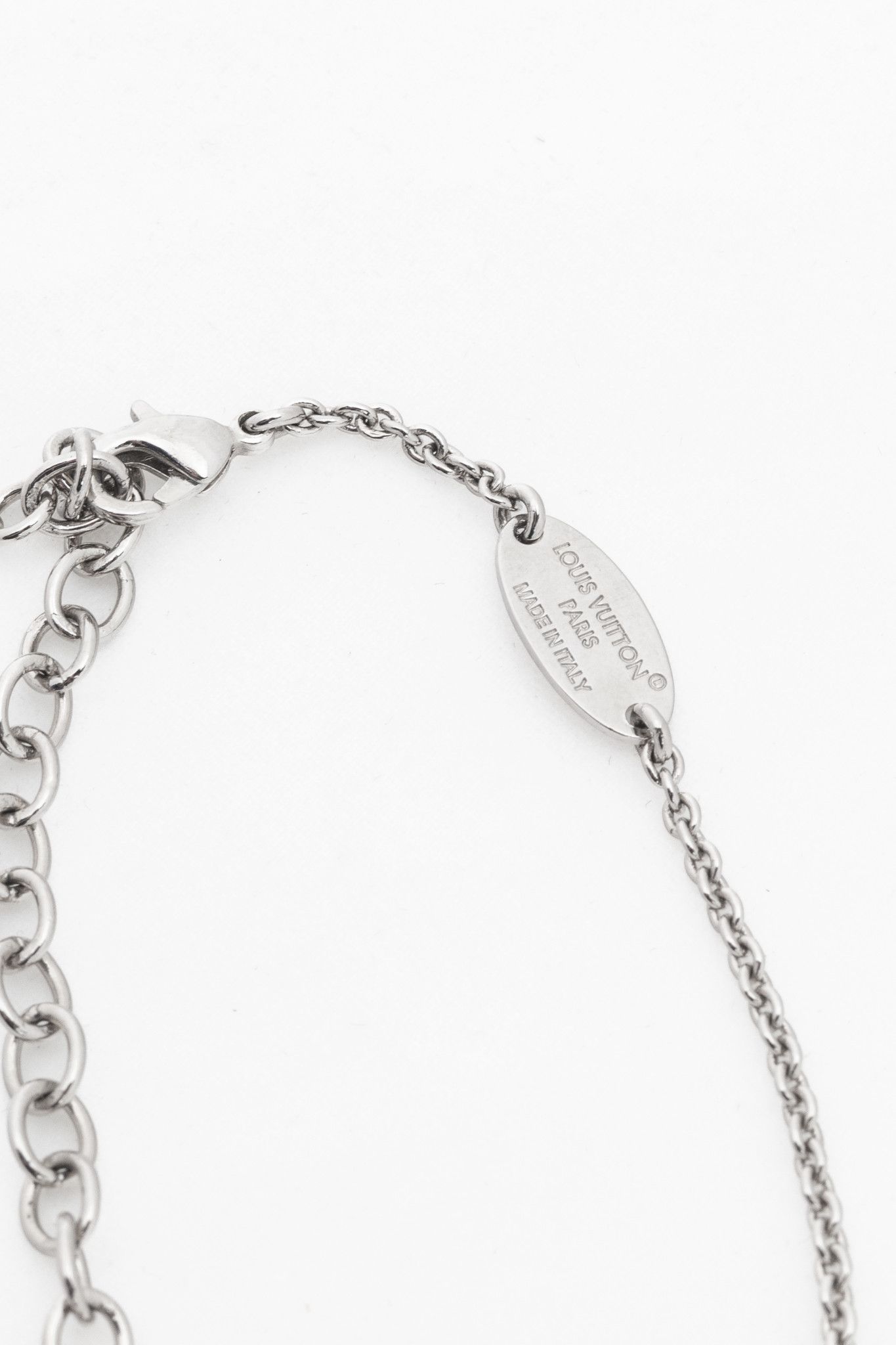 Louis Vuitton Louis Vuitton Essential V Silver-Tone Supple Necklace Size ONE SIZE - 3 Thumbnail