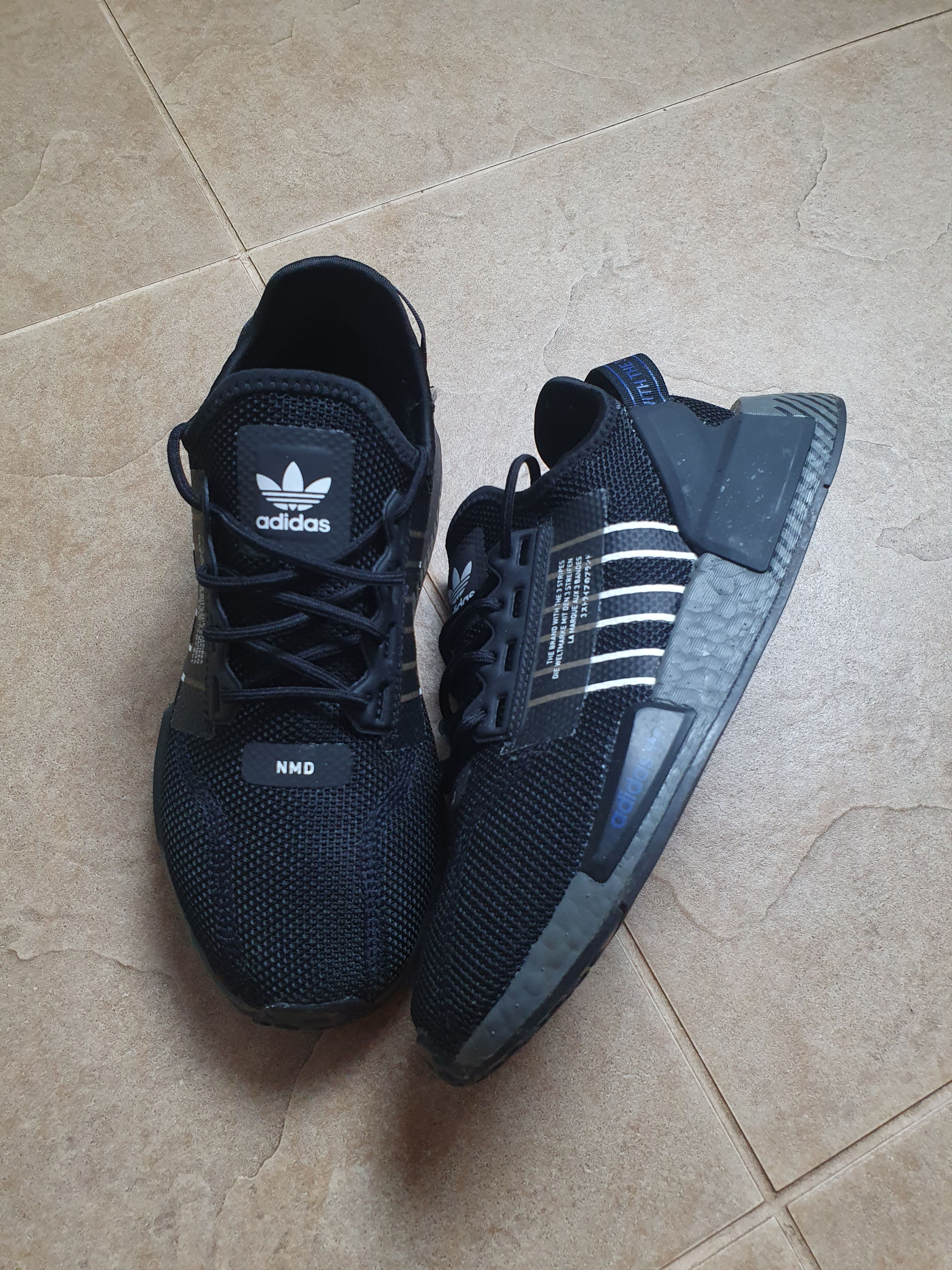 Adidas Adidas NMD R1 V2 Black White women's shoes for sports Size 6 Size US 6 / IT 36 - 15 Thumbnail