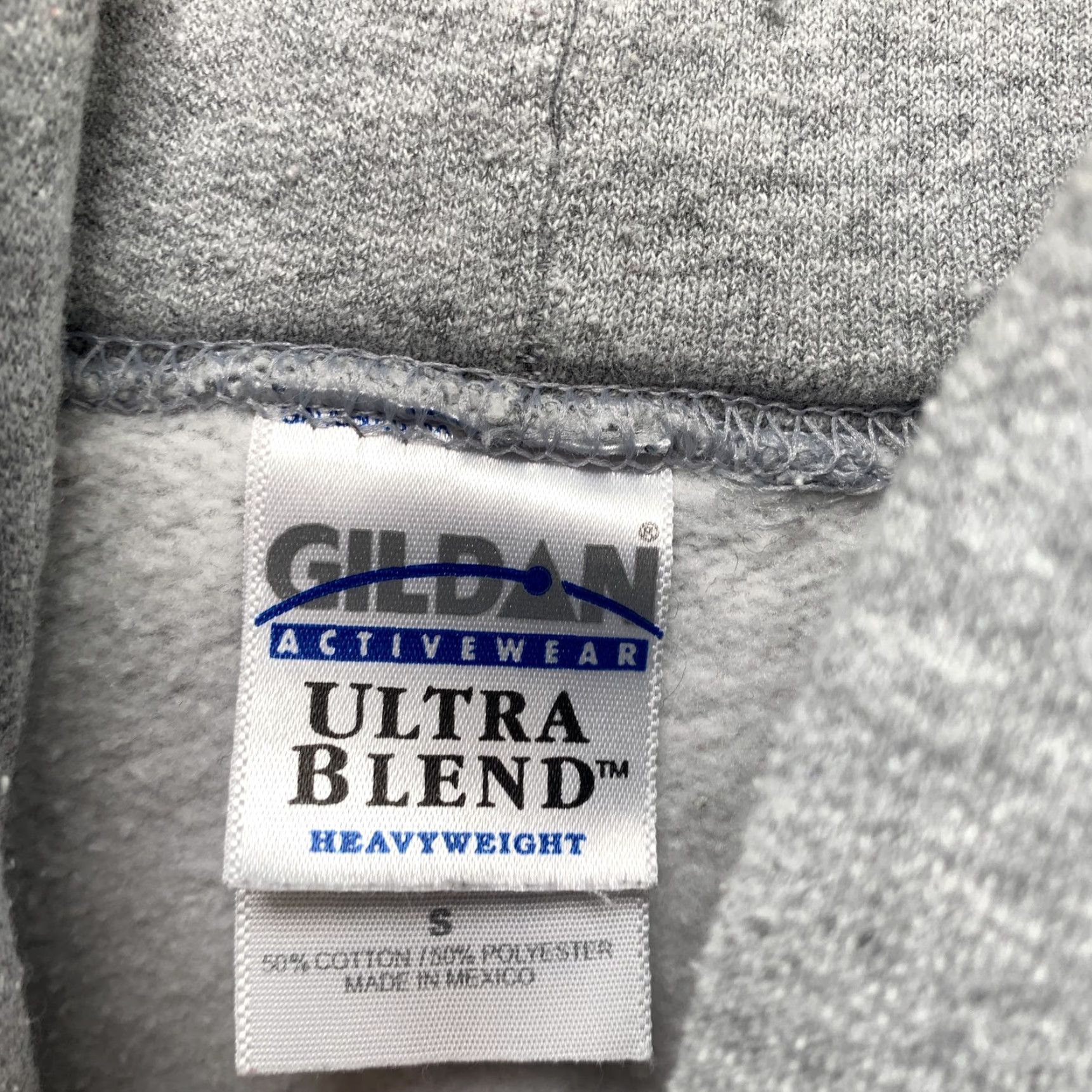 Gildan ILLINOIS PHARMACY Hoodie Sweatshirt Mens Small Gray Hooded Pullover Knit Fleece 50% Cotton 50% Polyester Gildan Heavy Blend Men Size US S / EU 44-46 / 1 - 2 Thumbnail