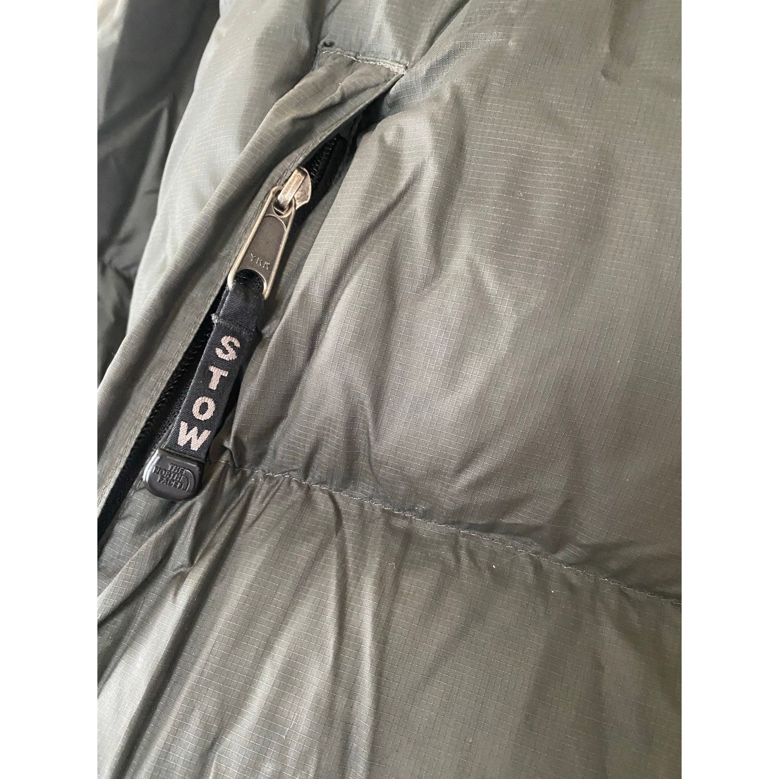 The North Face The North Face TNF 700 Nuptse Black Green Down Puffer M Size US M / EU 48-50 / 2 - 5 Thumbnail