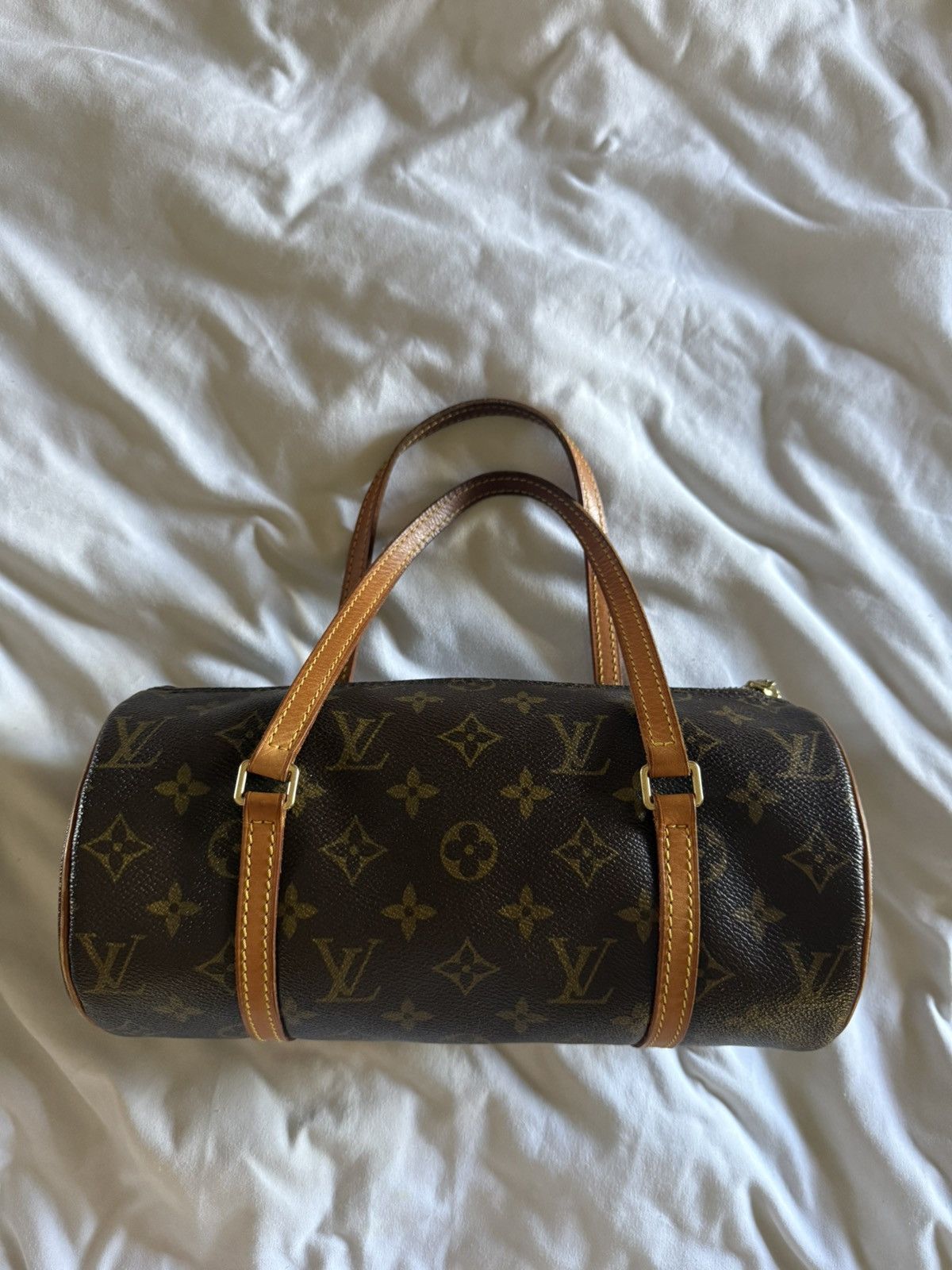 Louis Vuitton Louis Vuitton Monogram Canvas Papillion 26 Size ONE SIZE - 1 Thumbnail