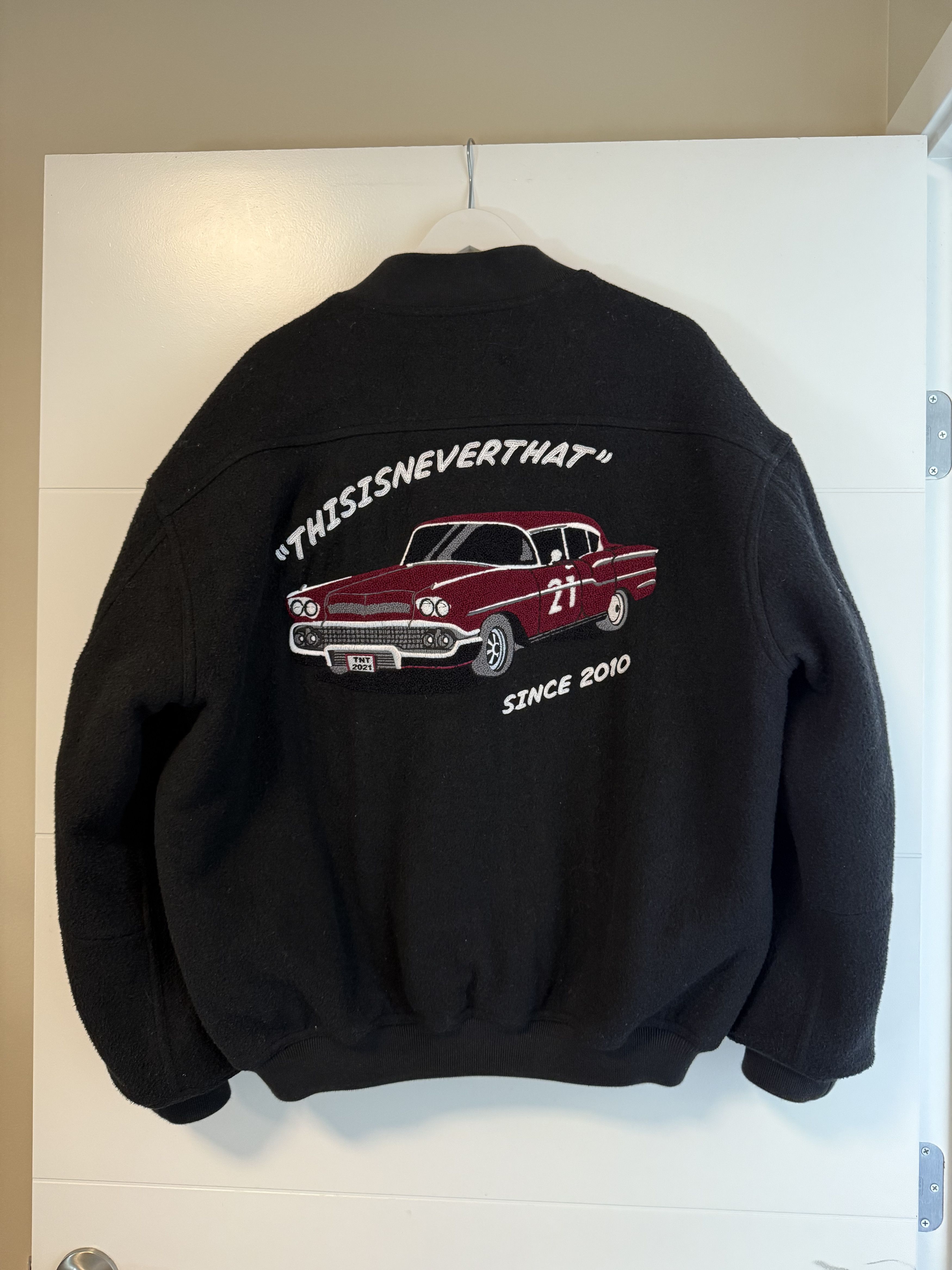 thisisneverthat Black Old Car Varsity Bomber Jacket Size US L / EU 52-54 / 3 - 1 Thumbnail