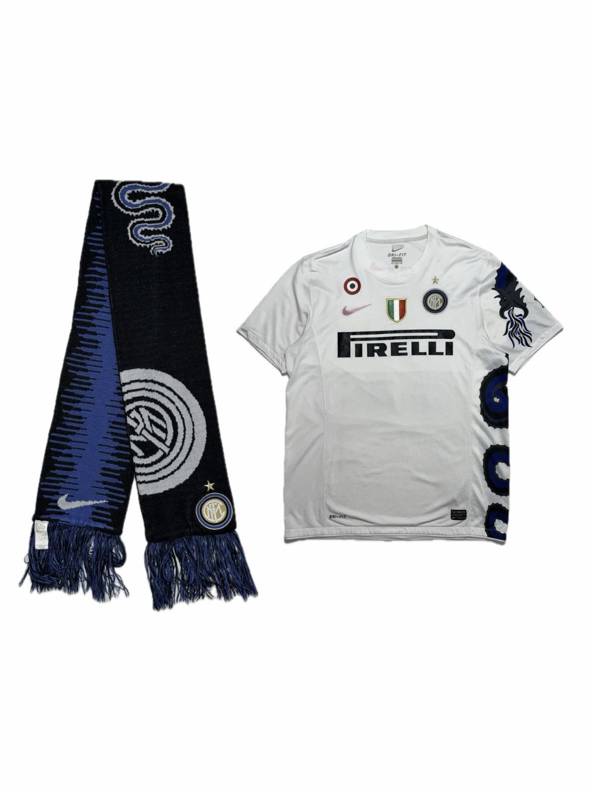 Nike Nike Inter Milan Home Dragon Color way Team Scarf Size ONE SIZE - 3 Thumbnail