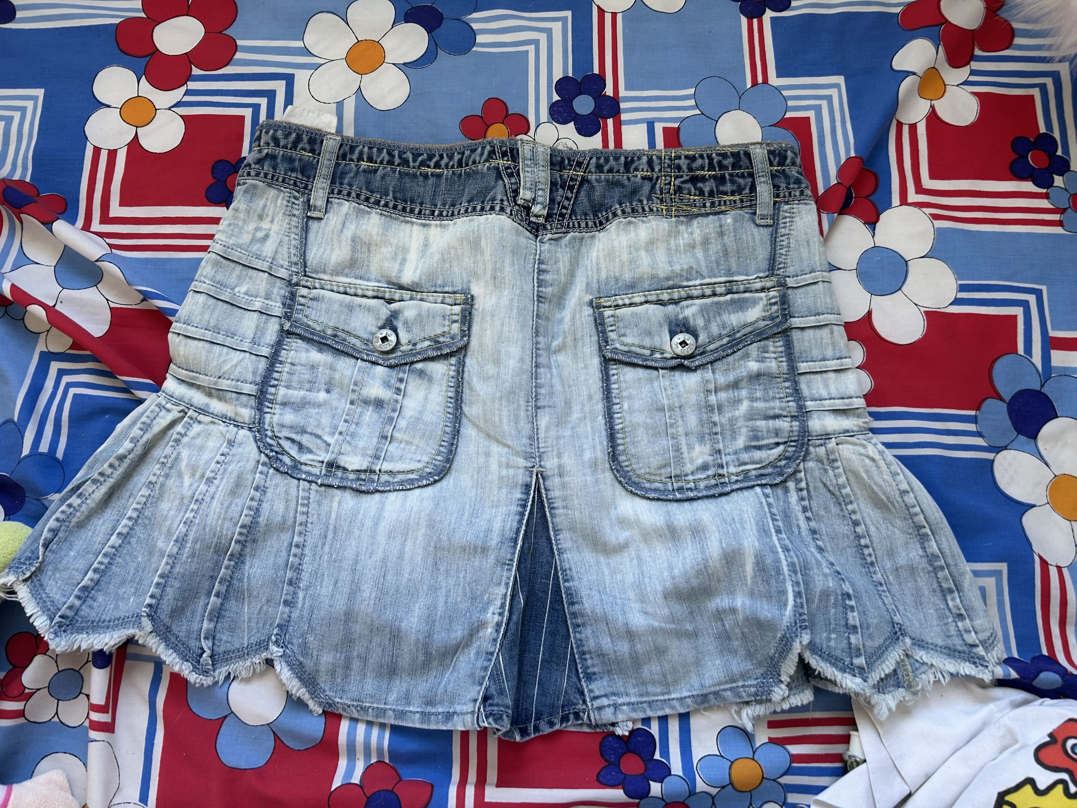 Marithe + Francois Girbaud Marithé + François Girbaud blue denim skirt Size 26" / US 2 / IT 38 - 2 Thumbnail