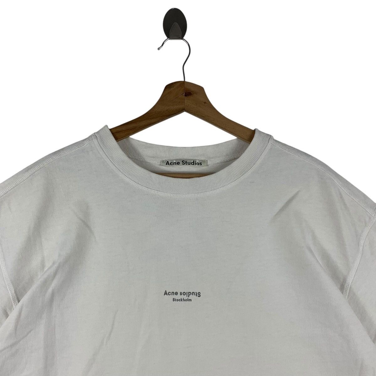 Acne Studios Acne Studios Reverse Logo Tee Size US XS / EU 42 / 0 - 2 Thumbnail
