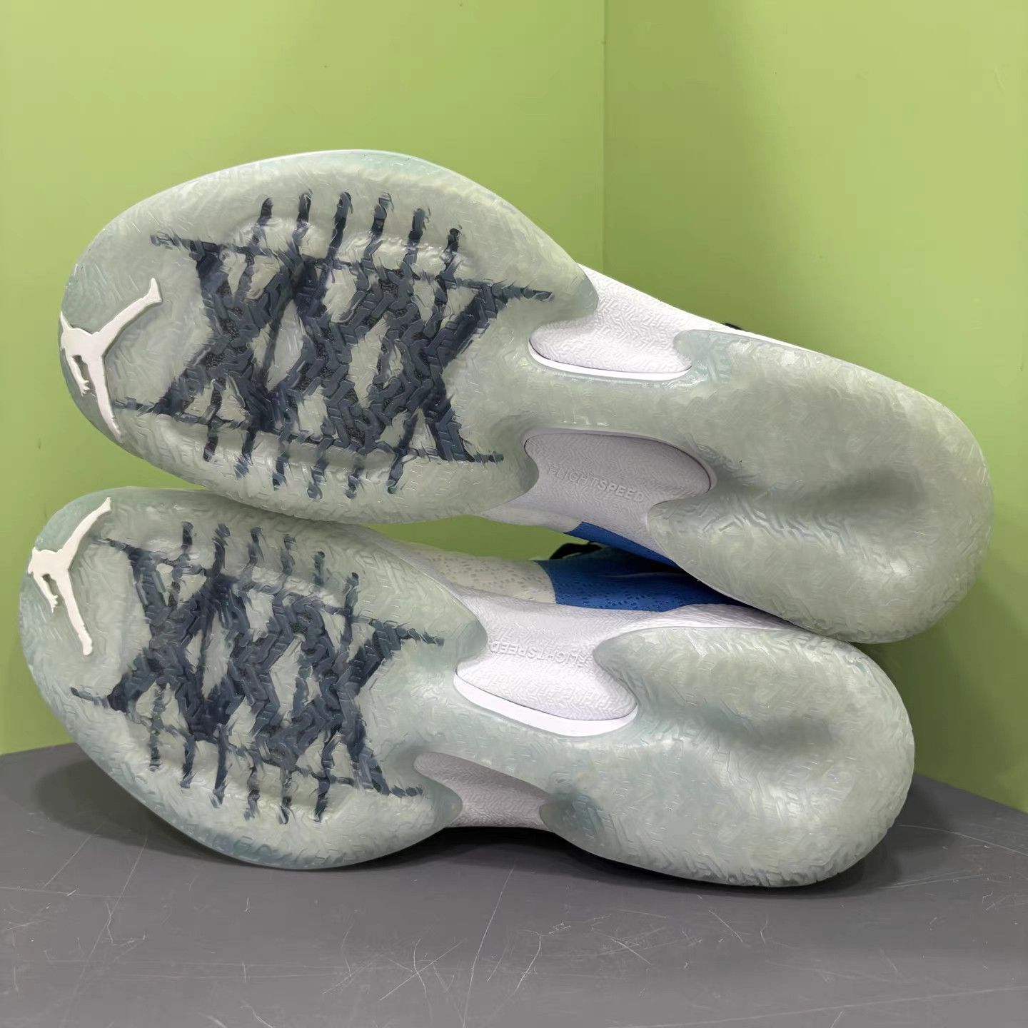 Jordan Brand Air Jordan 30 "UNC" University Blue Basketball Shoes K15 Size US 10 / EU 43 - 8 Thumbnail