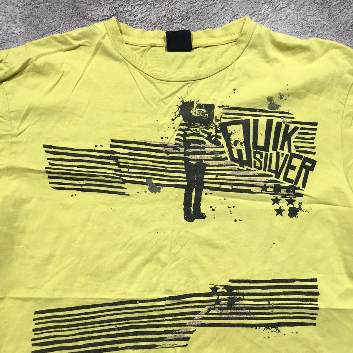 Vintage Vintage 90s Quiksilver Sun Faded Graphic Tee Skate Baggy XL Size US XL / EU 56 / 4 - 2 Thumbnail