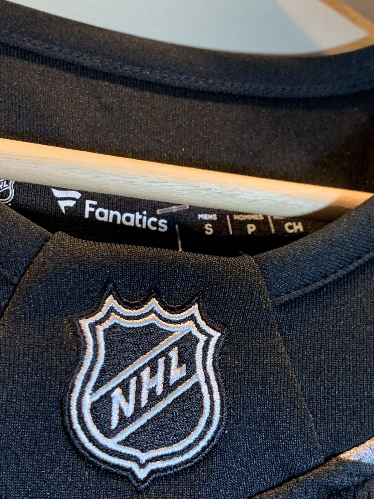 NHL *RARE* New Los Angeles LA Kings NHL Hockey Jersey Size US S / EU 44-46 / 1 - 7 Thumbnail