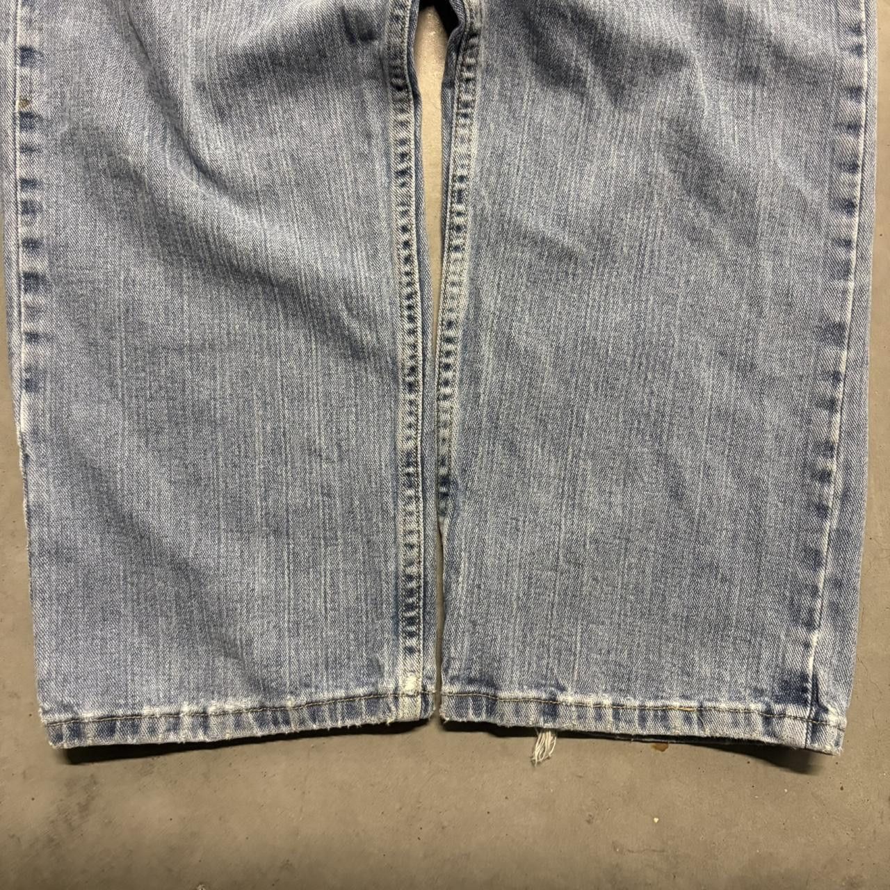 Vintage Vintage Y2K/2000s Baggy Skater Style Medium Wash Denim Jeans! Size US 40 / EU 56 - 5 Thumbnail